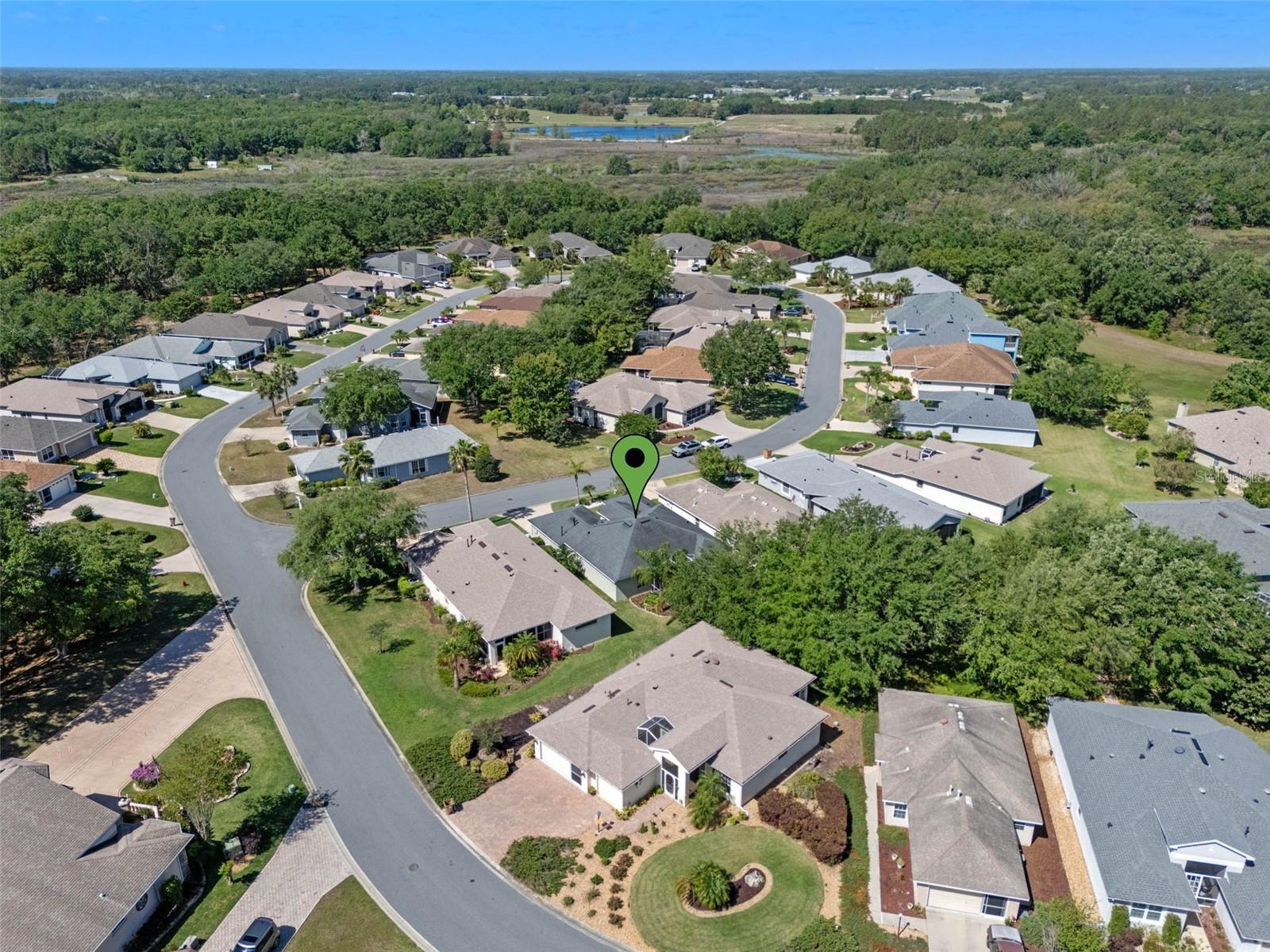 Image 41 of 65 For 20504 Queen Alexandra Drive