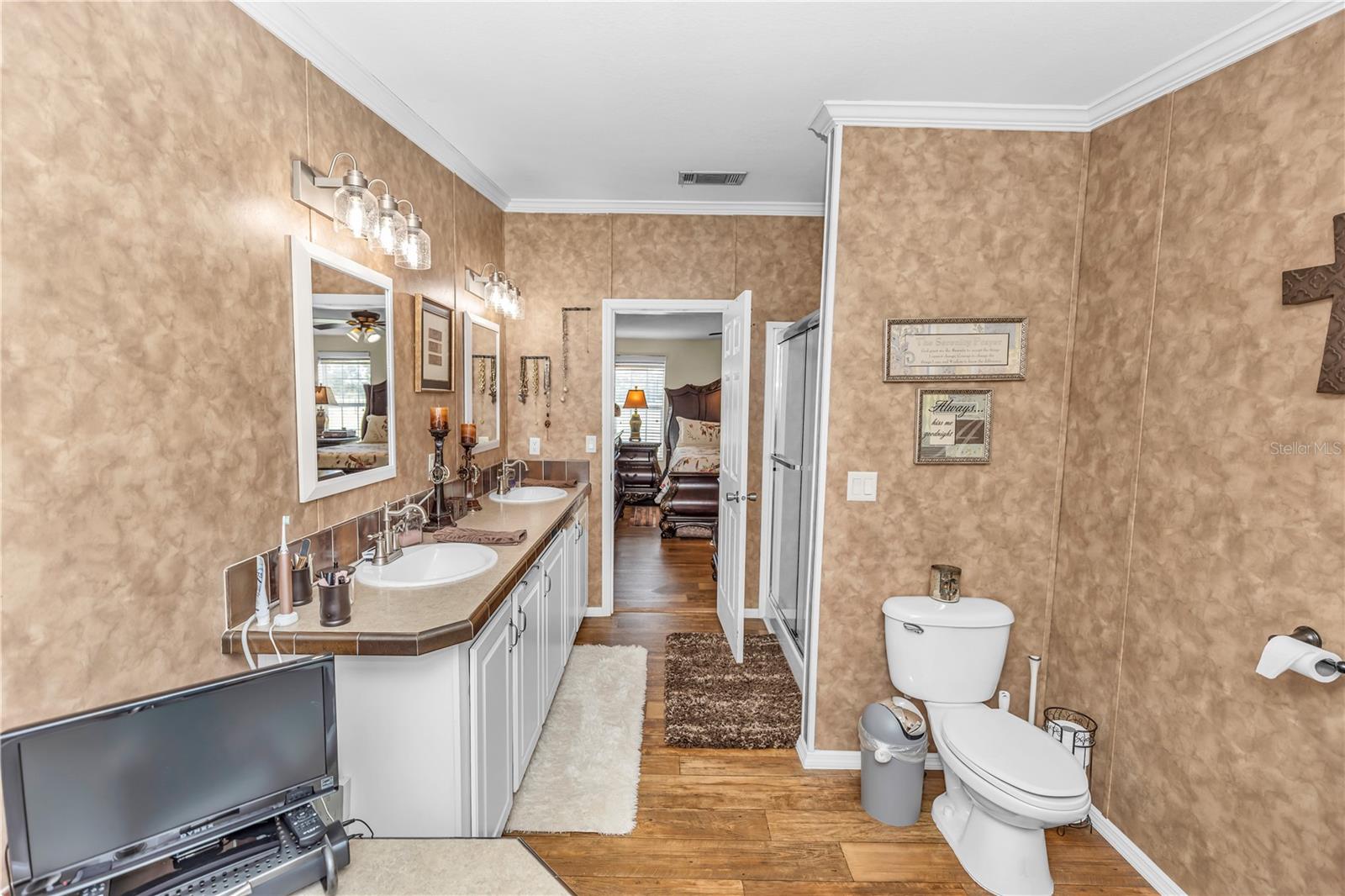 Image 13 of 59 For 28321 Shirley Shores Road