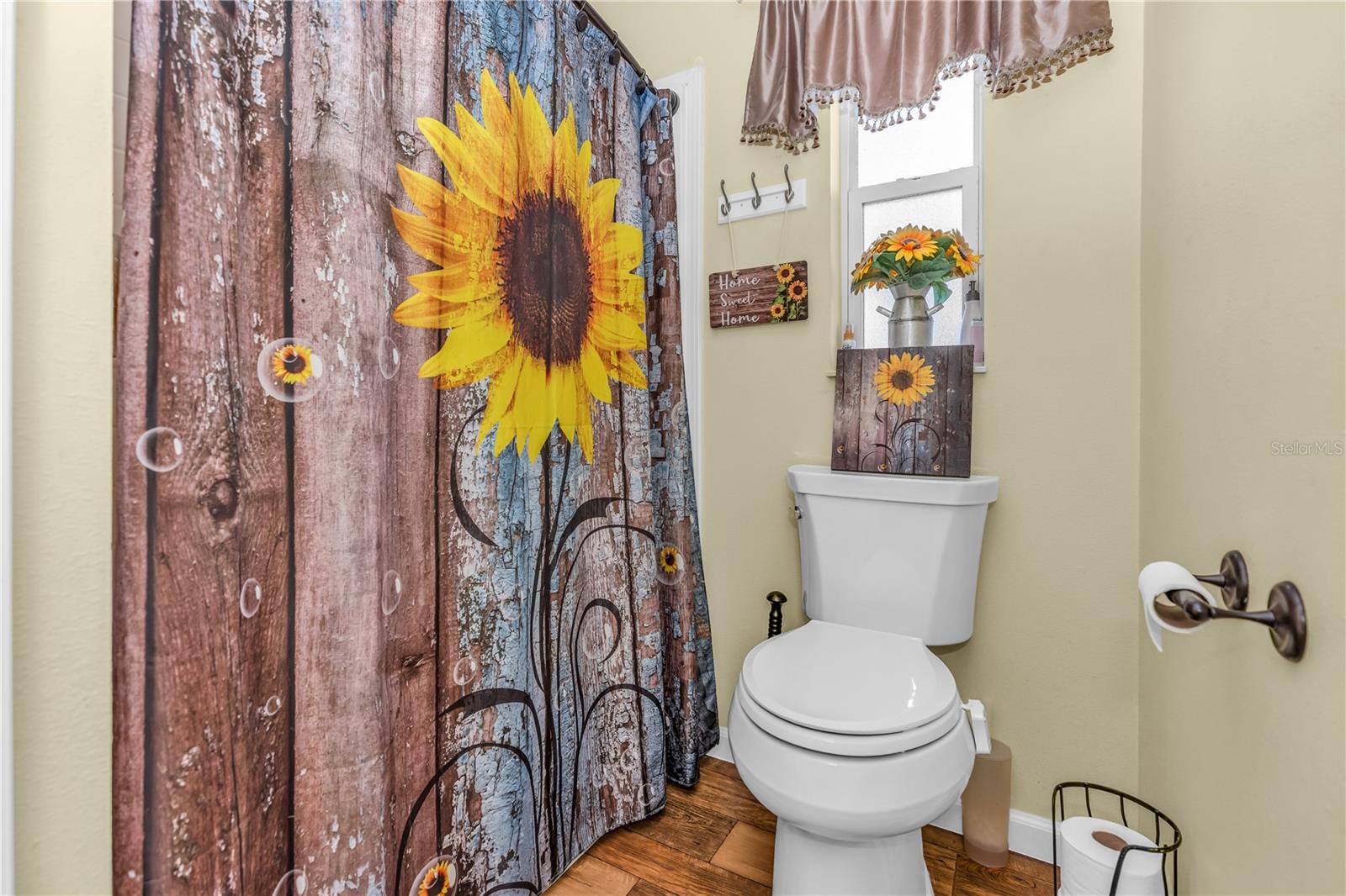 Image 18 of 59 For 28321 Shirley Shores Road