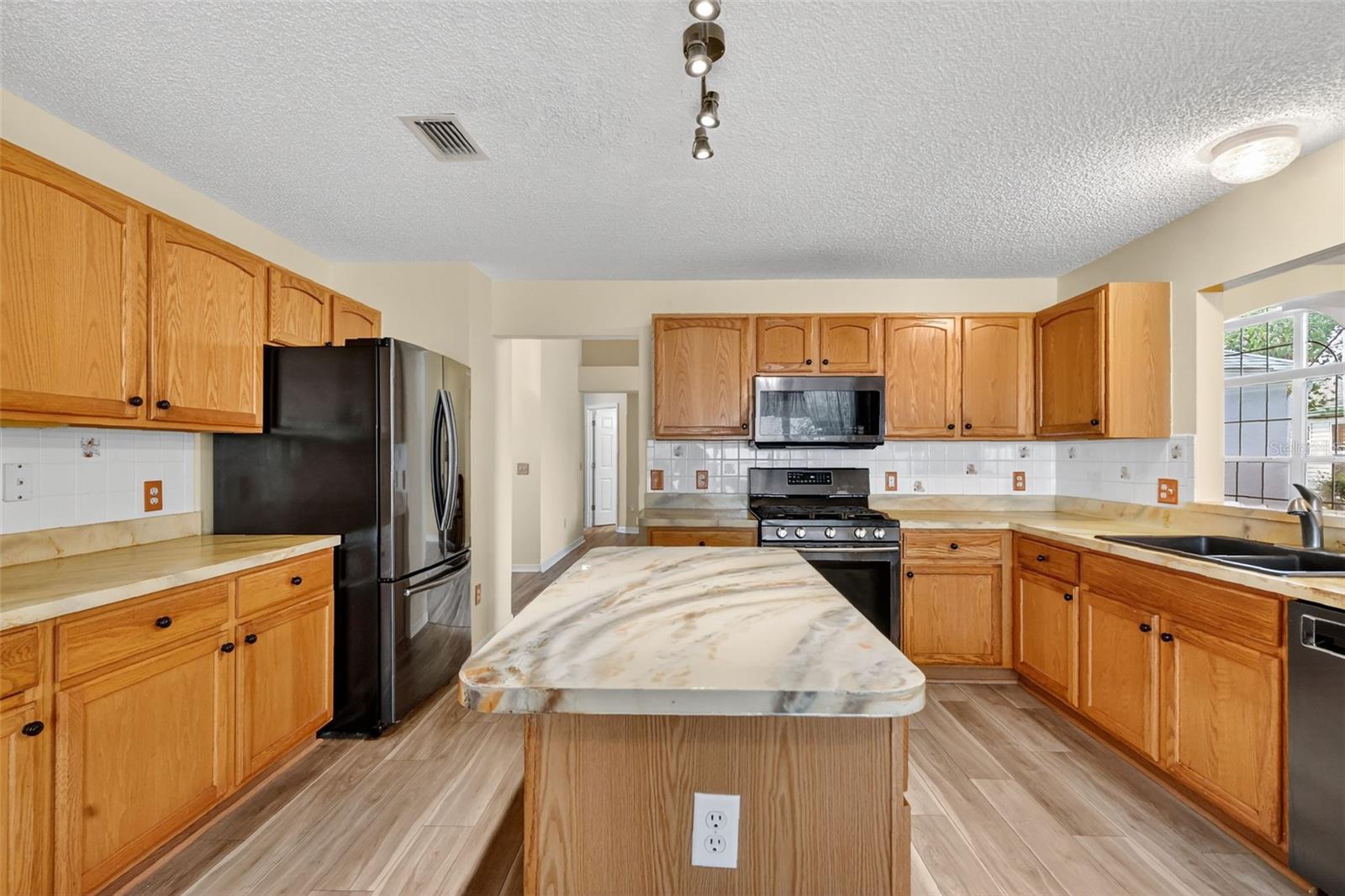 Image 15 of 37 For 2630 Caribe Drive