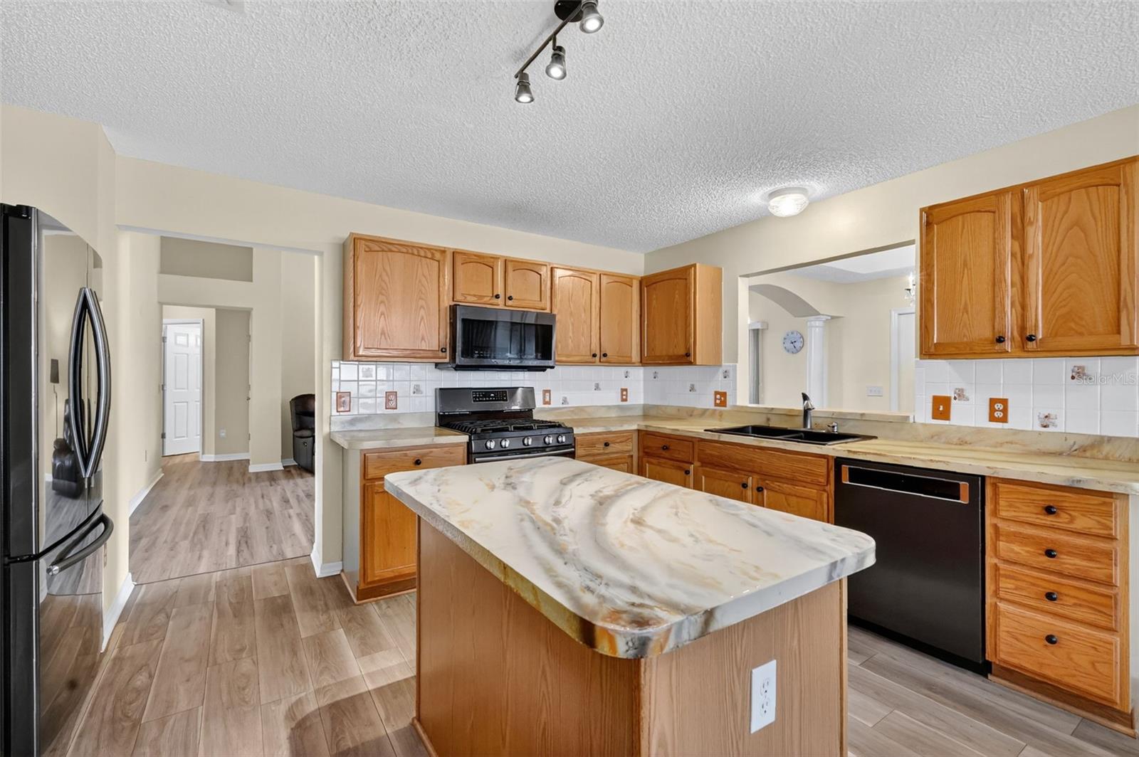 Image 16 of 37 For 2630 Caribe Drive