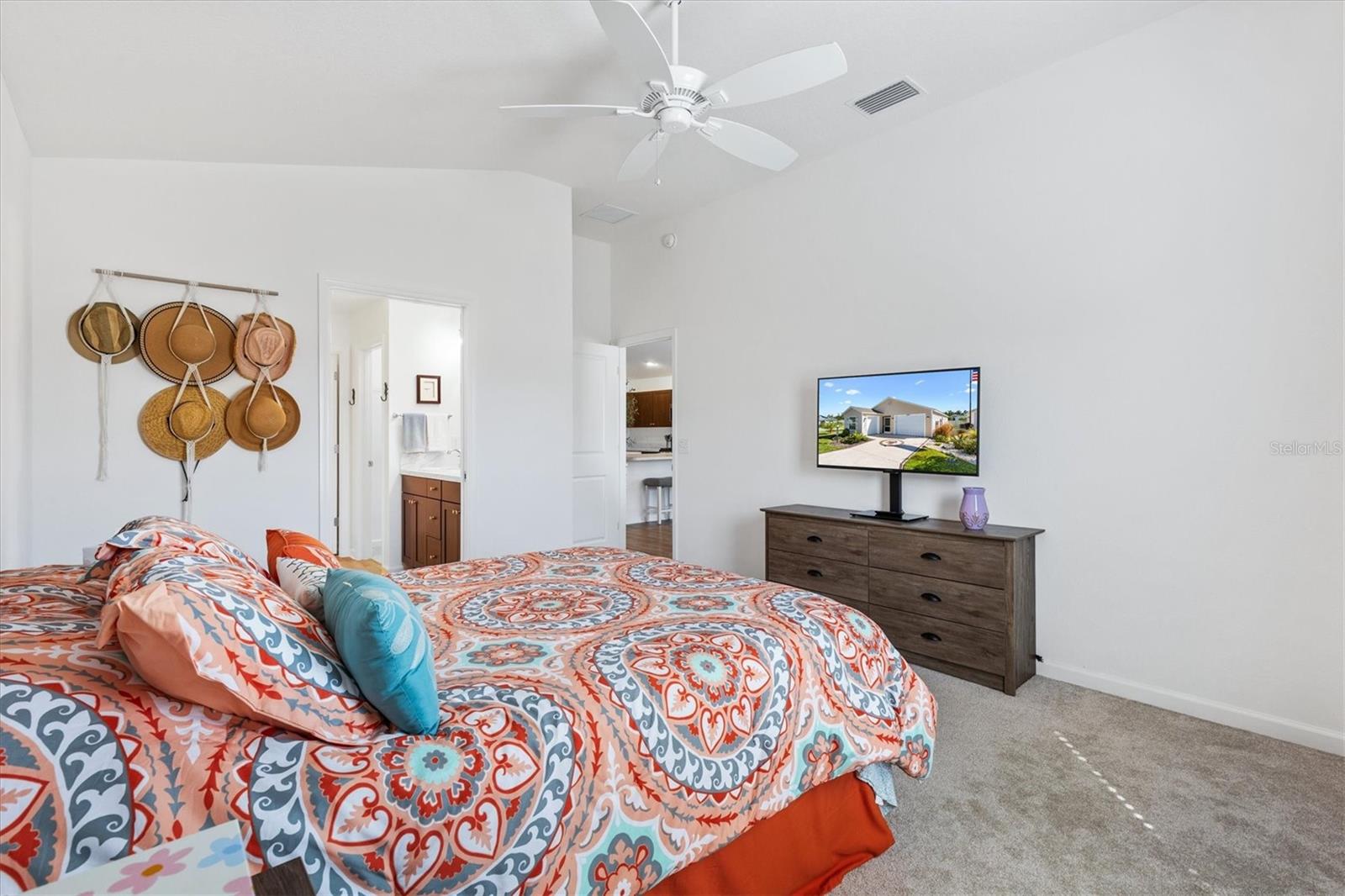 Image 16 of 33 For 6899 Pam Place