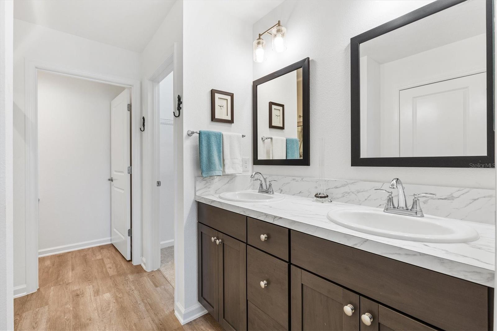 Image 17 of 33 For 6899 Pam Place