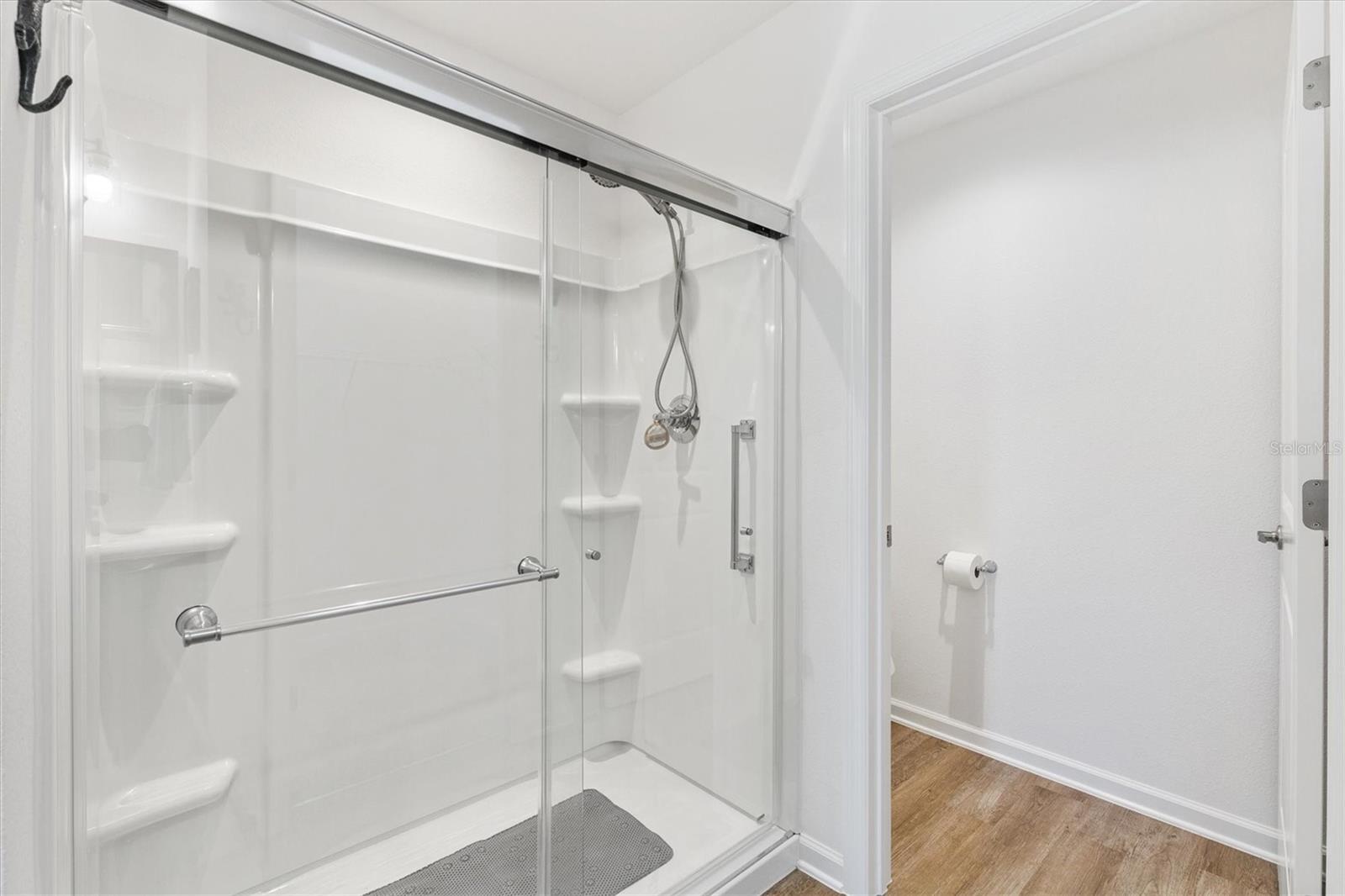 Image 18 of 33 For 6899 Pam Place