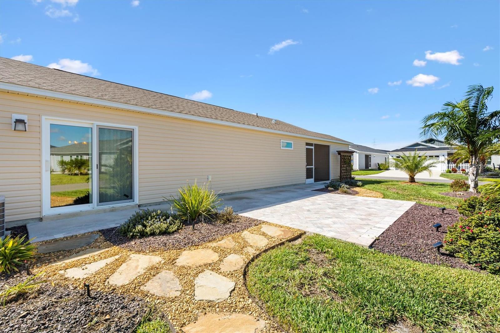 Image 26 of 33 For 6899 Pam Place