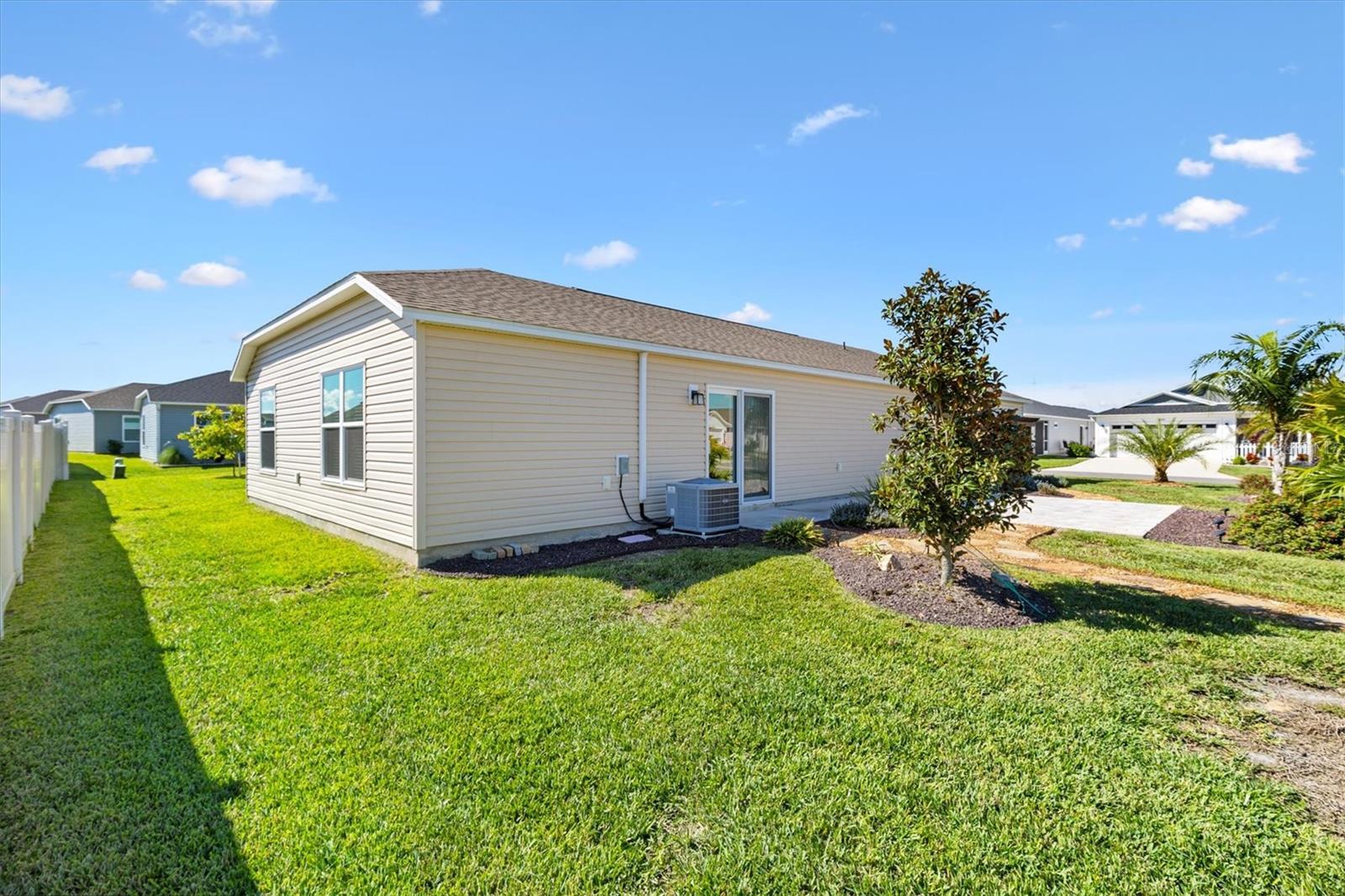 Image 28 of 33 For 6899 Pam Place