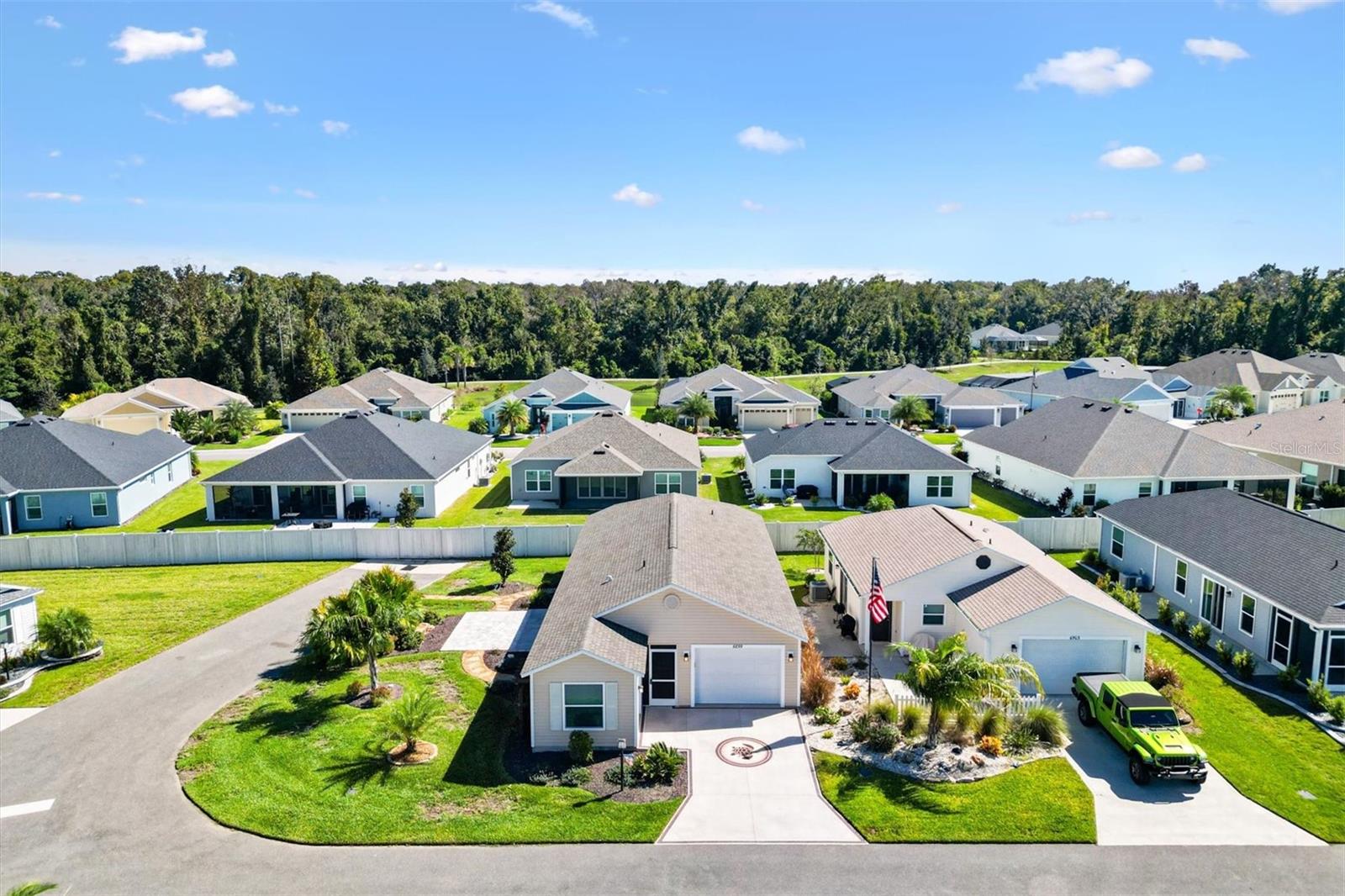 Image 31 of 33 For 6899 Pam Place