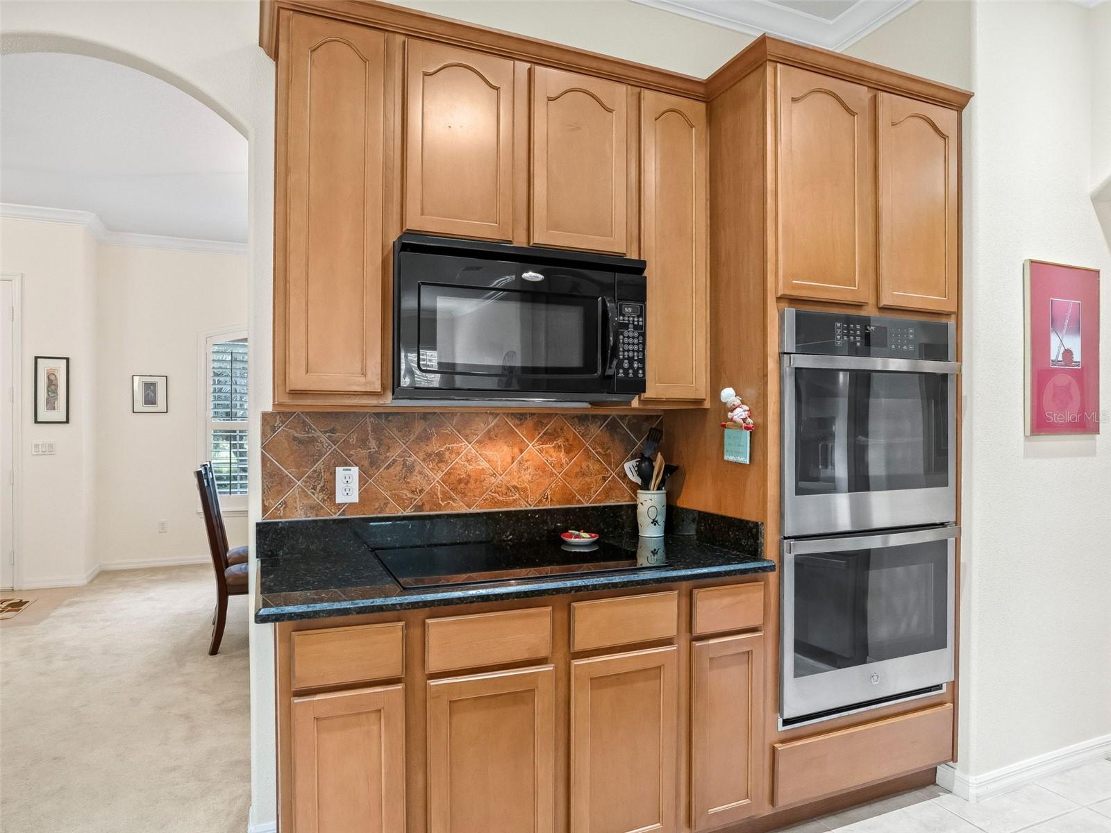 Image 20 of 69 For 31318 Sunny Meadow Court