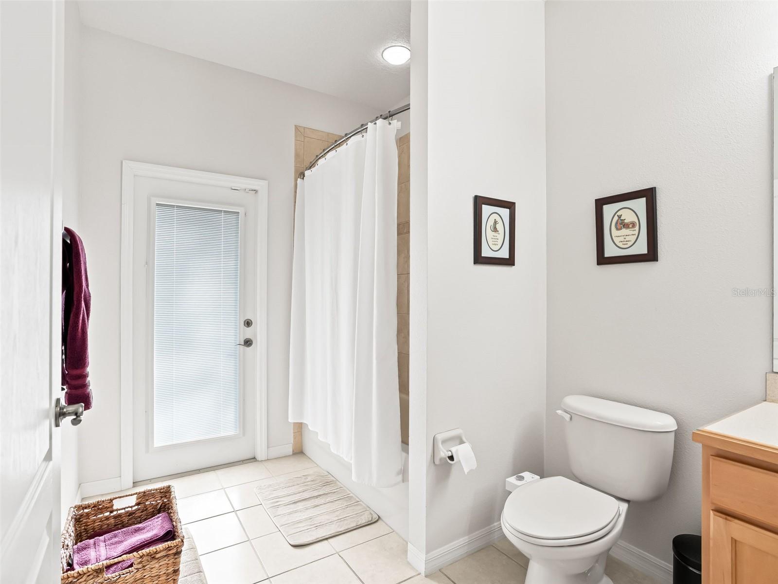 Image 39 of 69 For 31318 Sunny Meadow Court