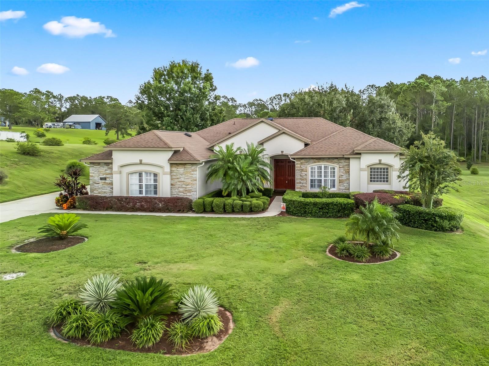 Image 7 of 69 For 31318 Sunny Meadow Court