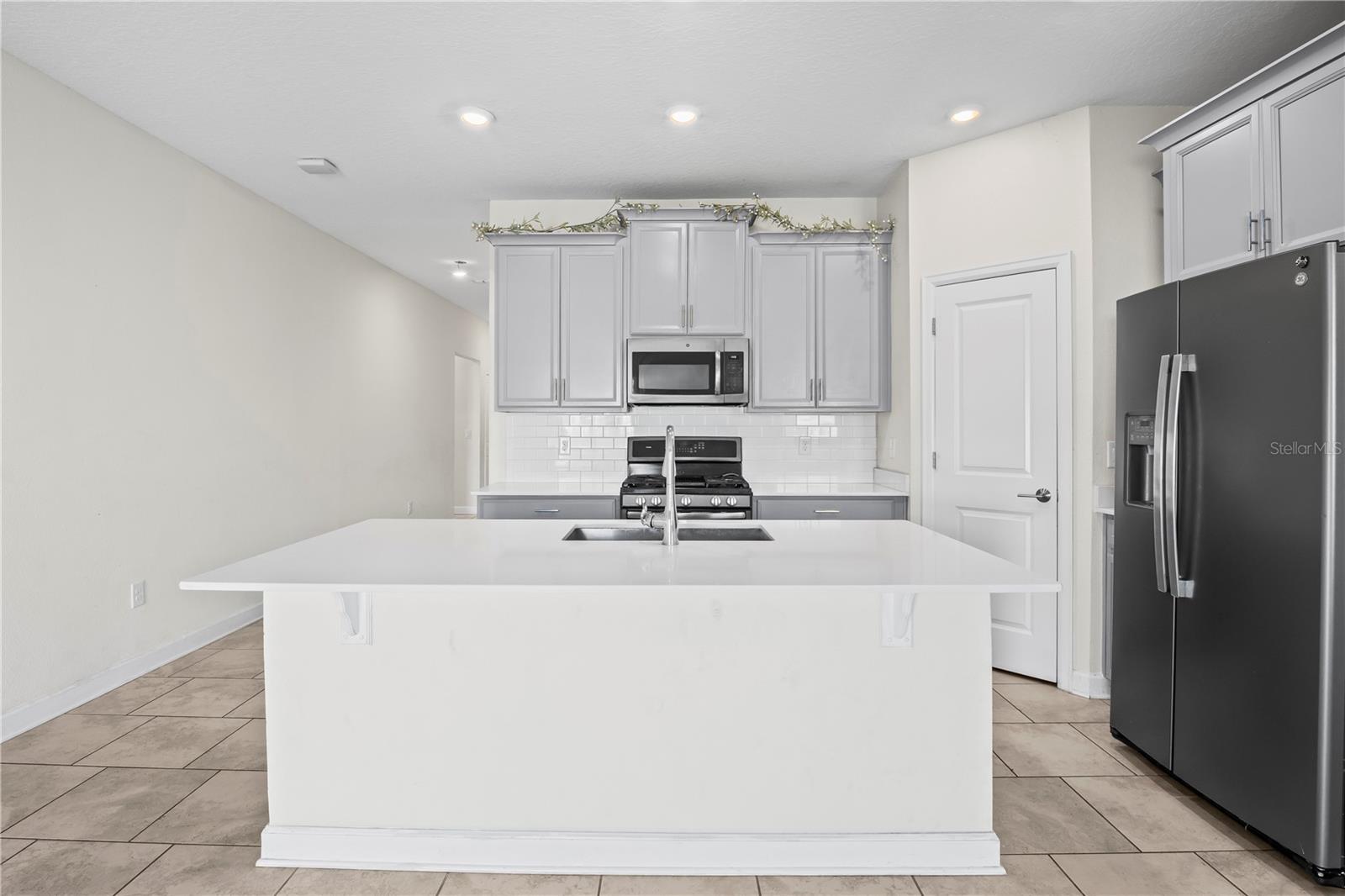 Image 9 of 49 For 1415 Oak Marsh Street