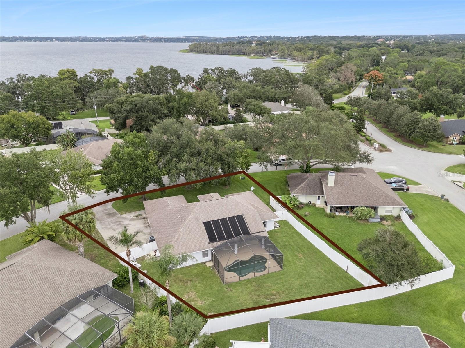 Image 2 of 45 For 10934 Versailles Boulevard