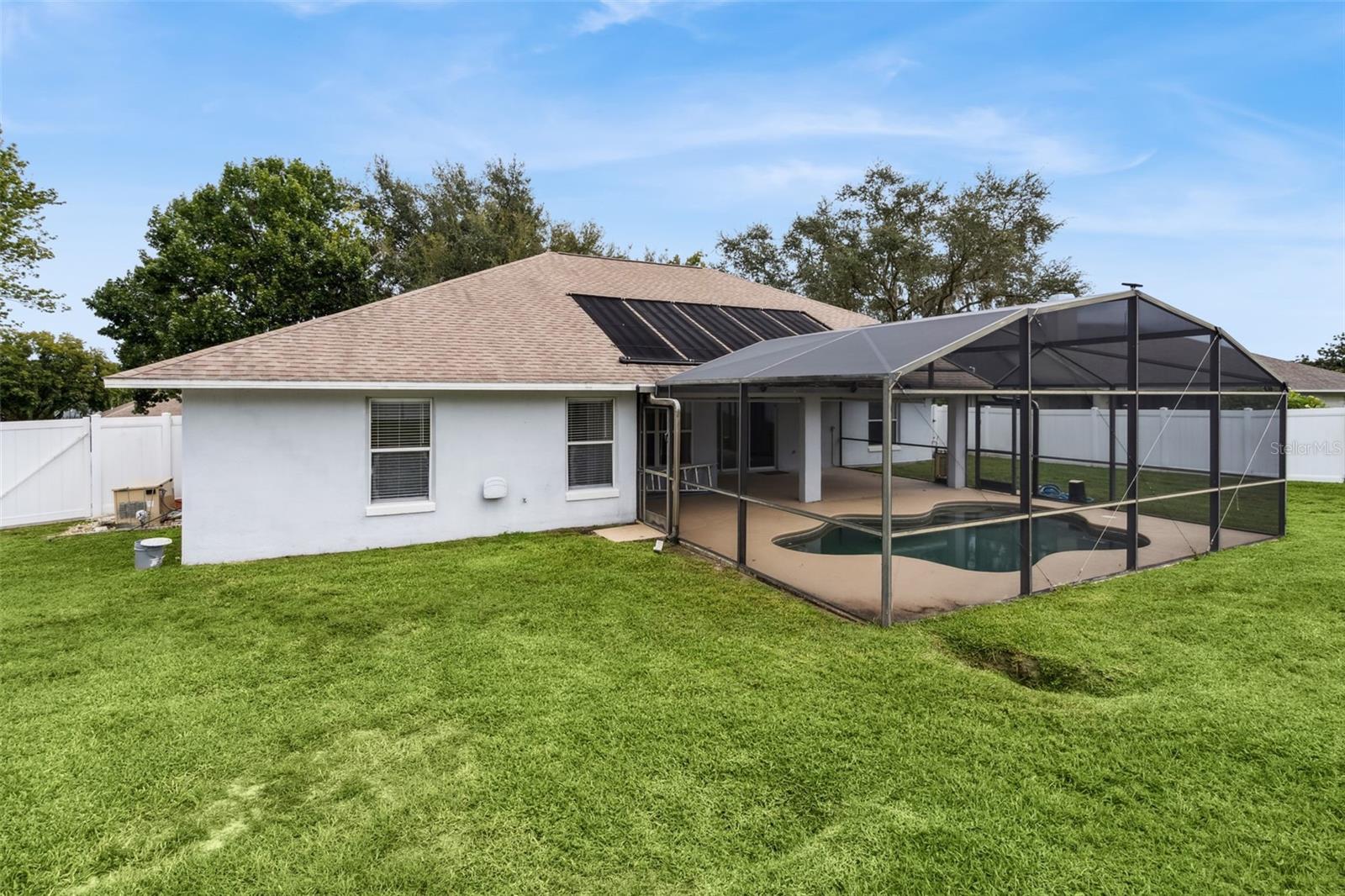 Image 29 of 45 For 10934 Versailles Boulevard