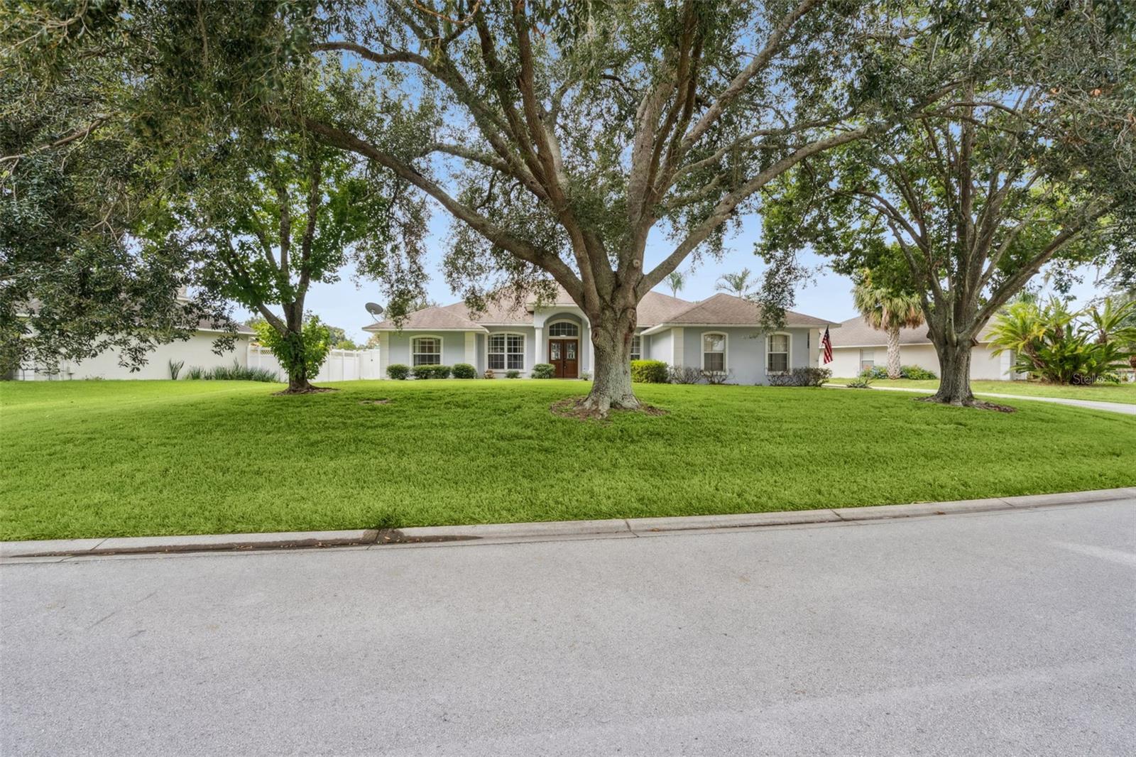 Image 35 of 45 For 10934 Versailles Boulevard