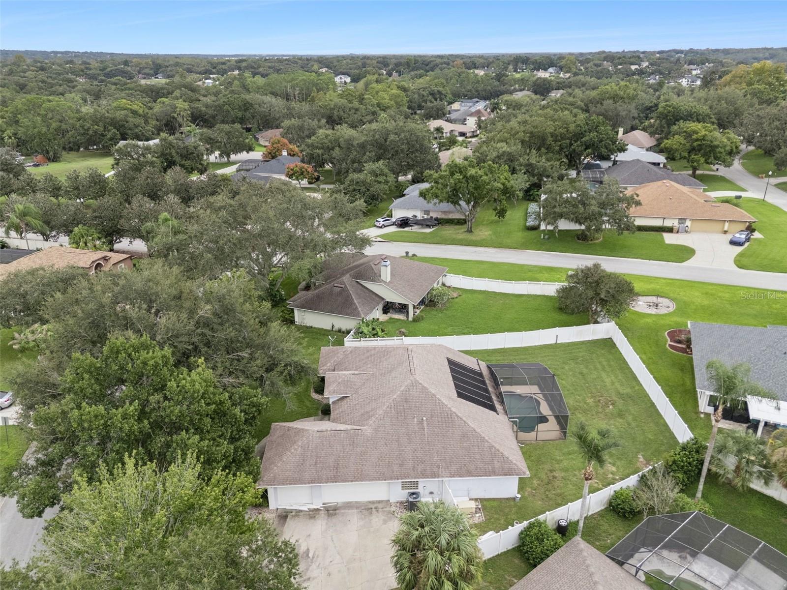 Image 40 of 45 For 10934 Versailles Boulevard