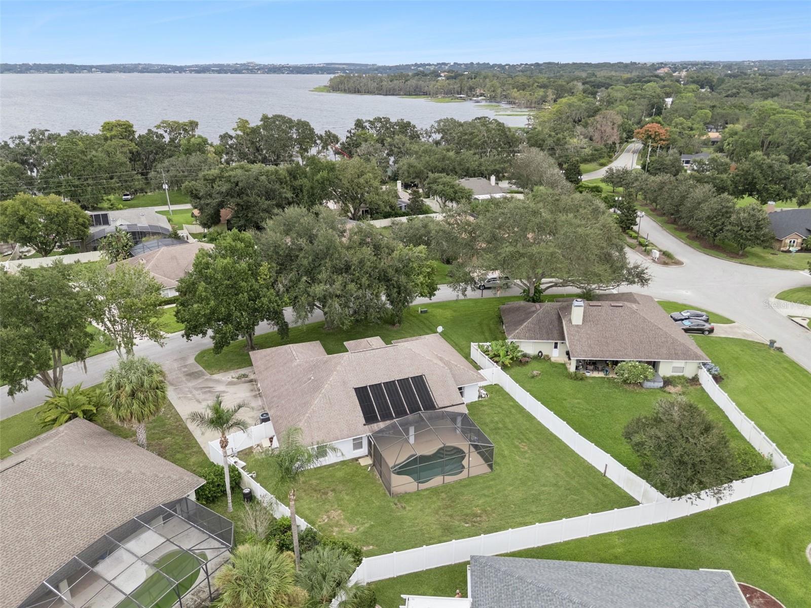 Image 41 of 45 For 10934 Versailles Boulevard