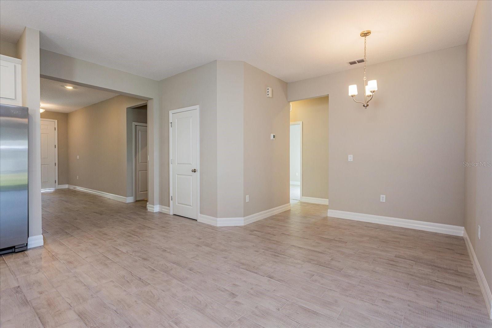 Image 7 of 20 For 648 Silver Palm Drive