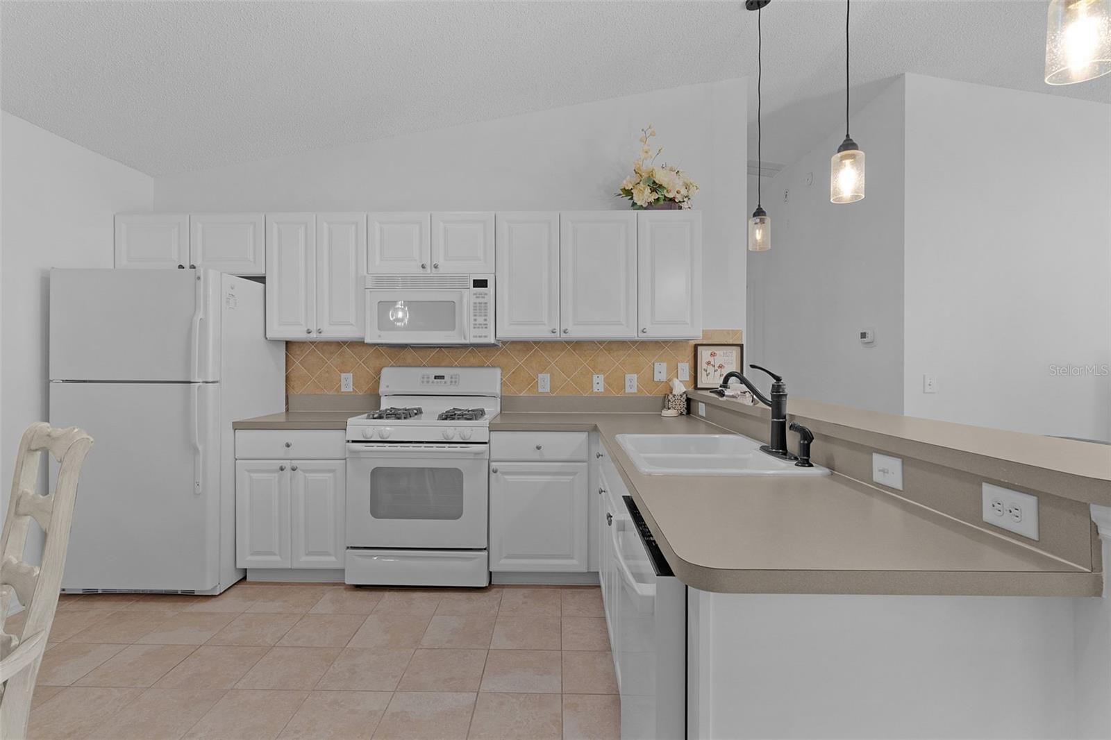 Image 15 of 38 For 297 Emmalee Place