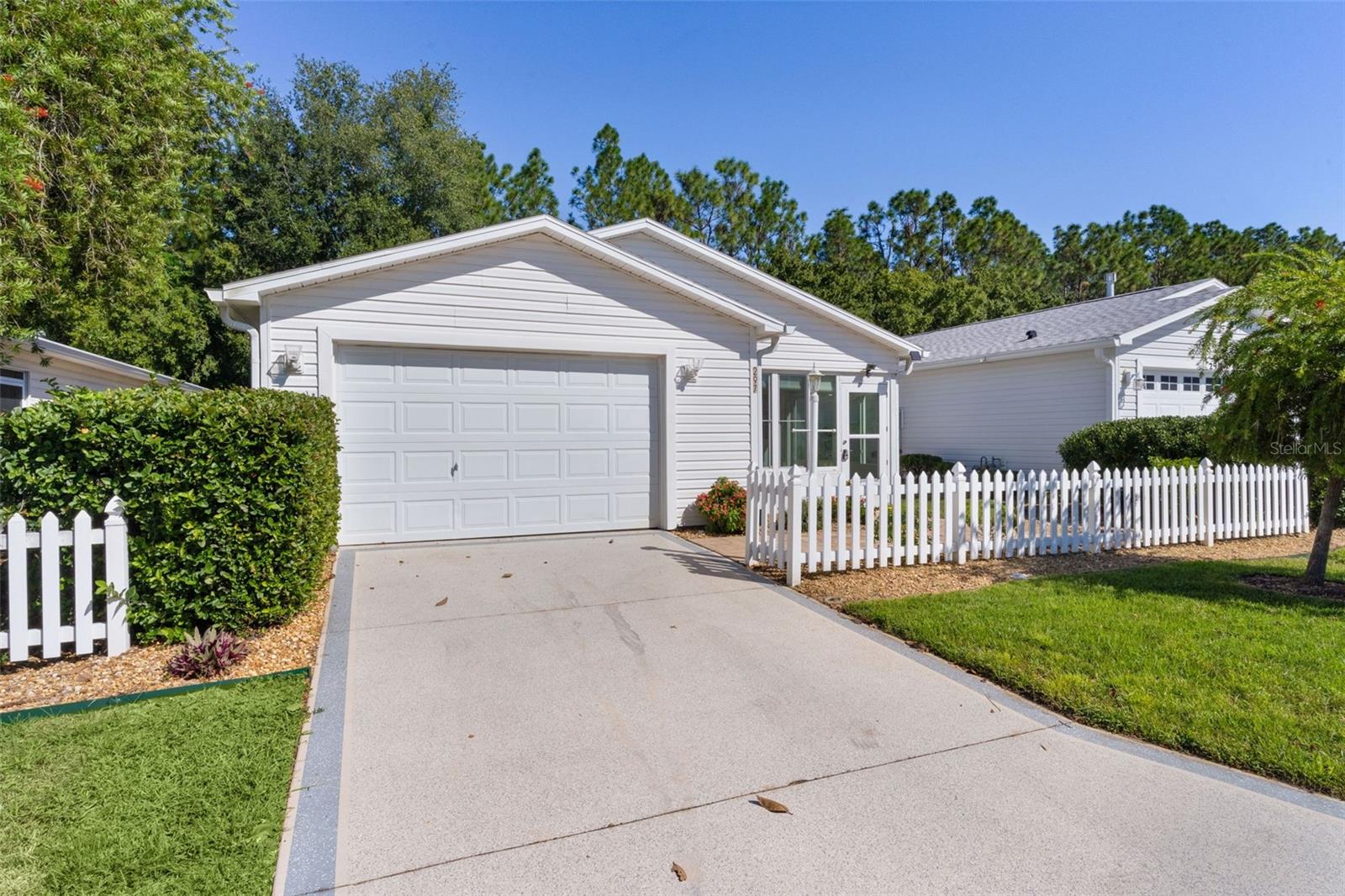 Image 32 of 38 For 297 Emmalee Place
