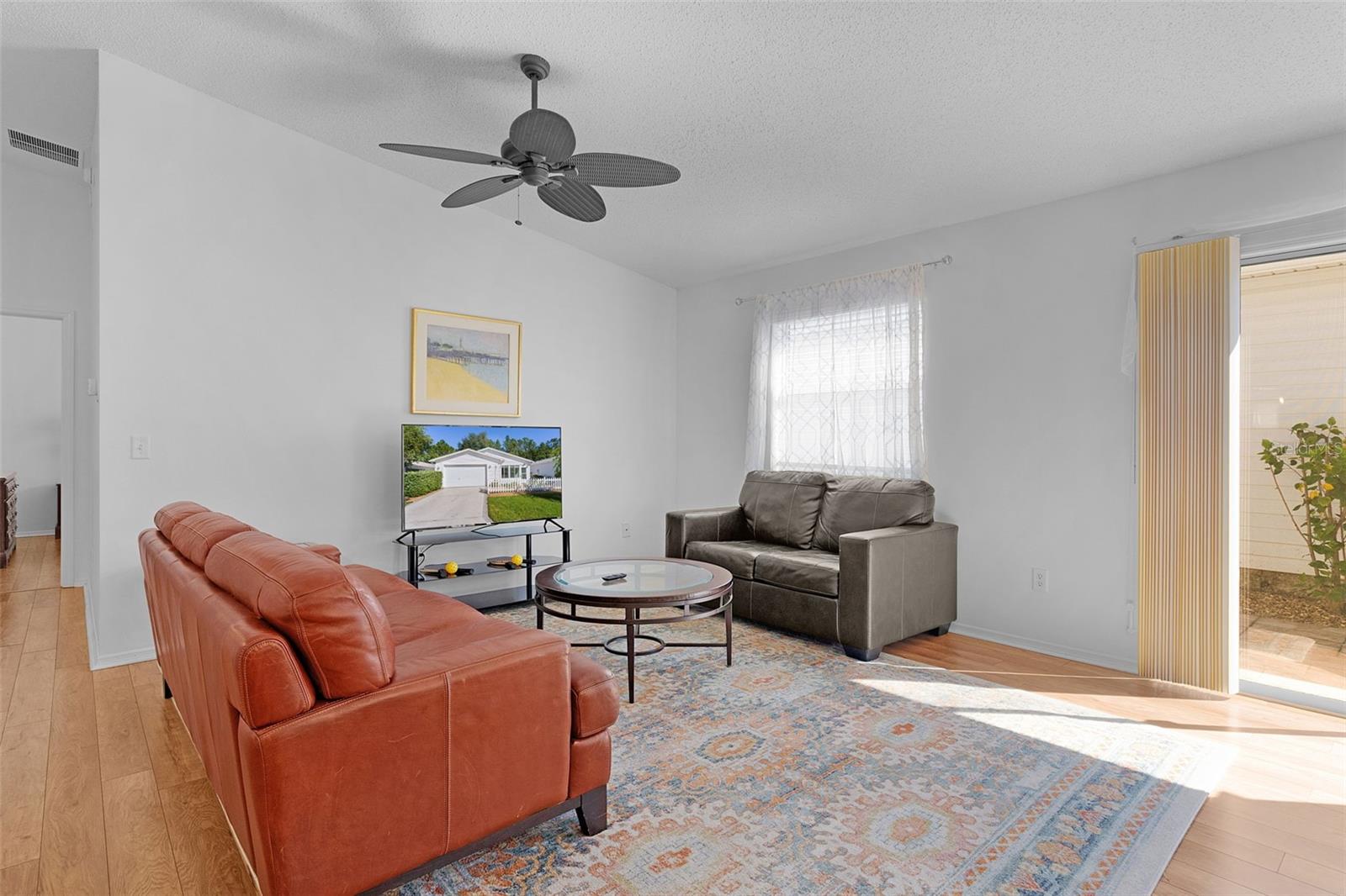 Image 6 of 38 For 297 Emmalee Place