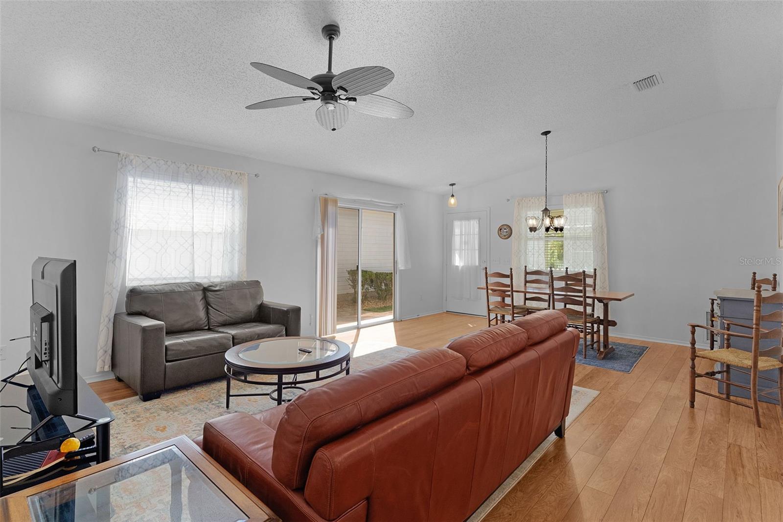 Image 7 of 38 For 297 Emmalee Place
