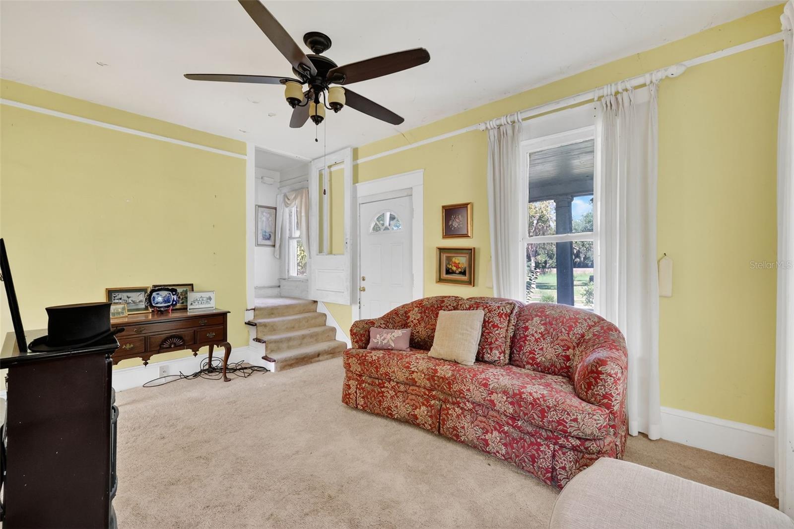 Image 15 of 38 For 102 Trowell Avenue