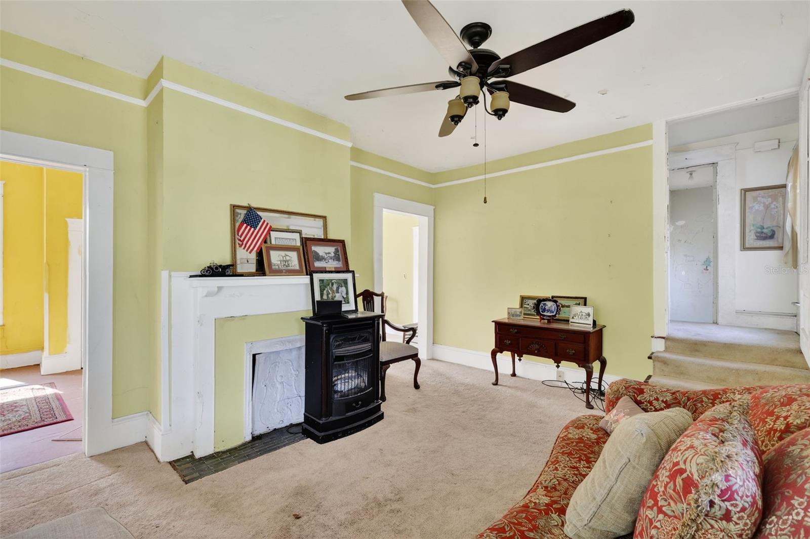 Image 16 of 38 For 102 Trowell Avenue