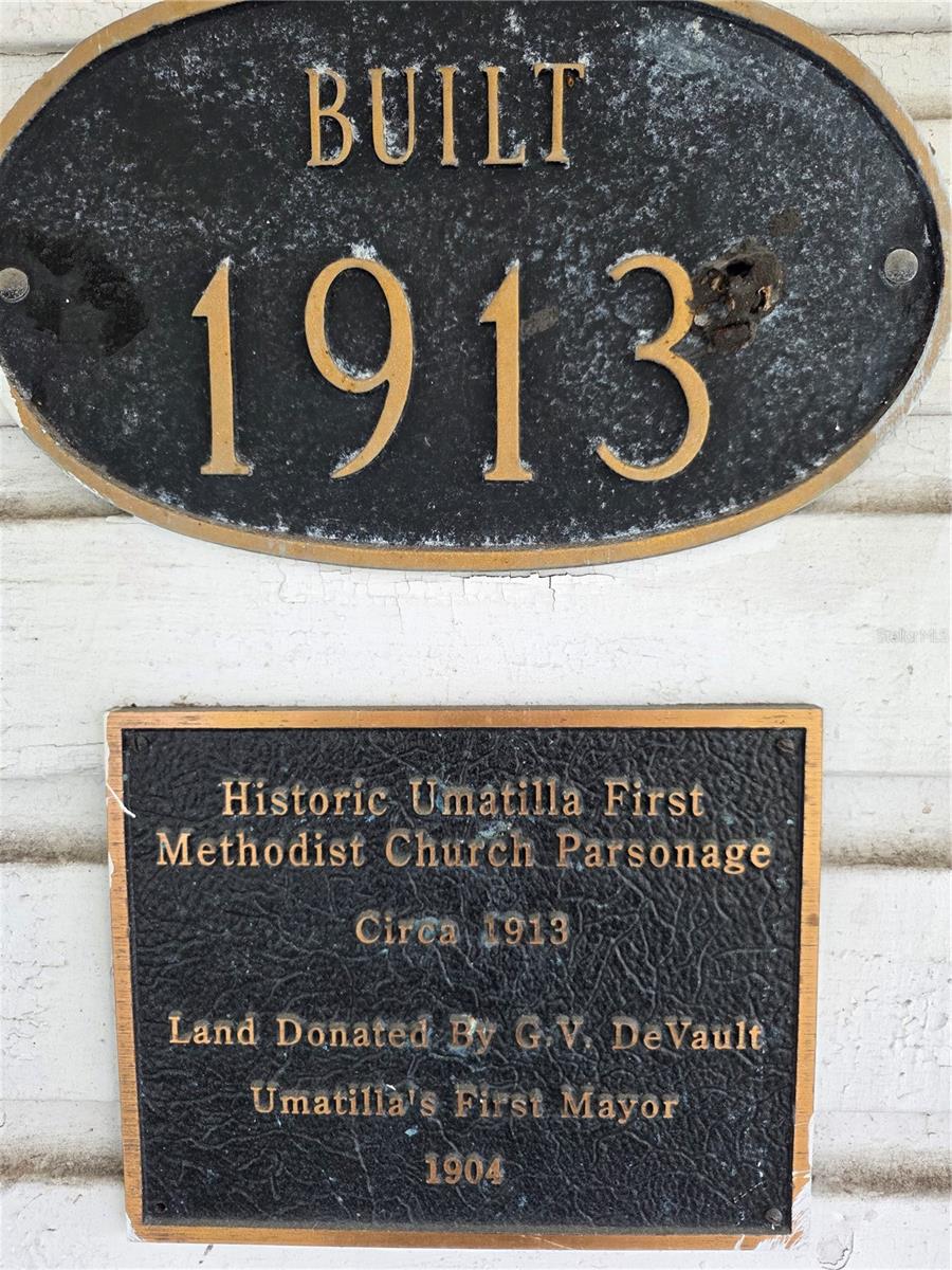 Image 2 of 38 For 102 Trowell Avenue