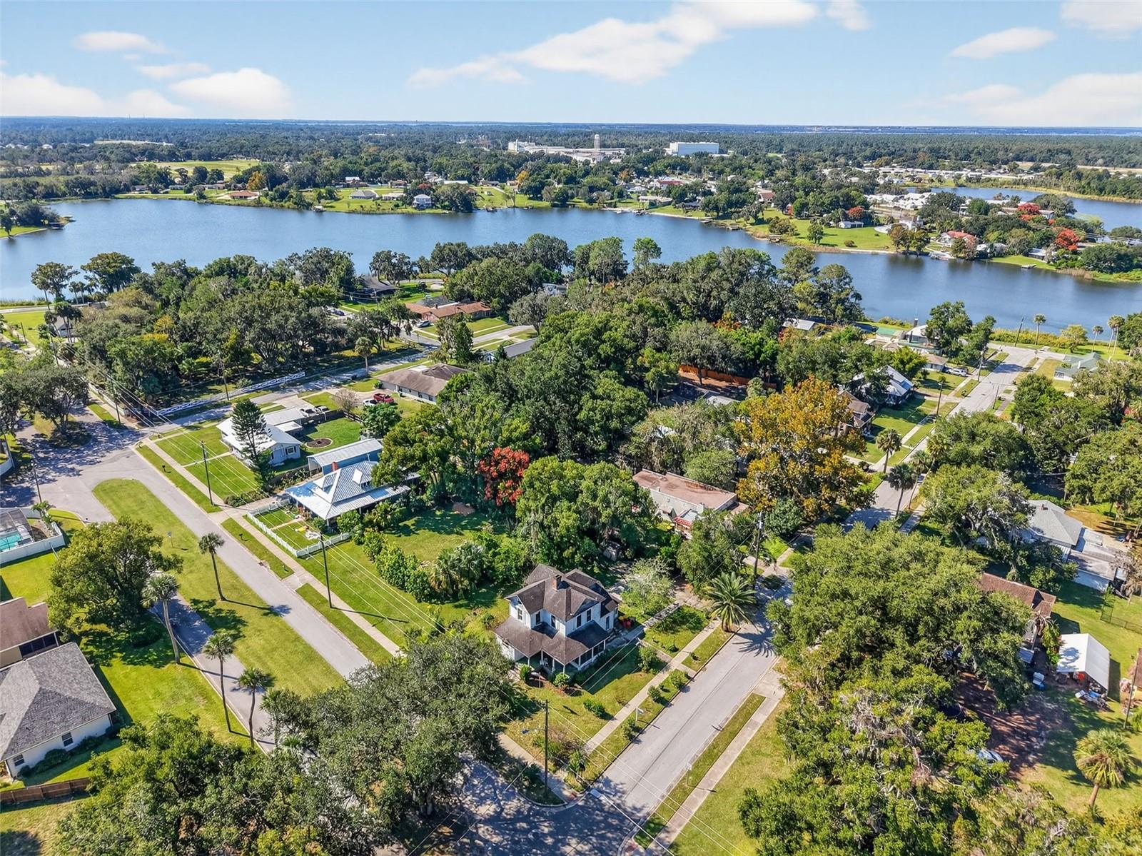 Image 36 of 38 For 102 Trowell Avenue