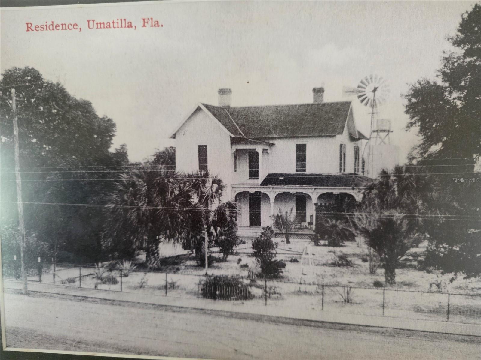 Image 4 of 38 For 102 Trowell Avenue