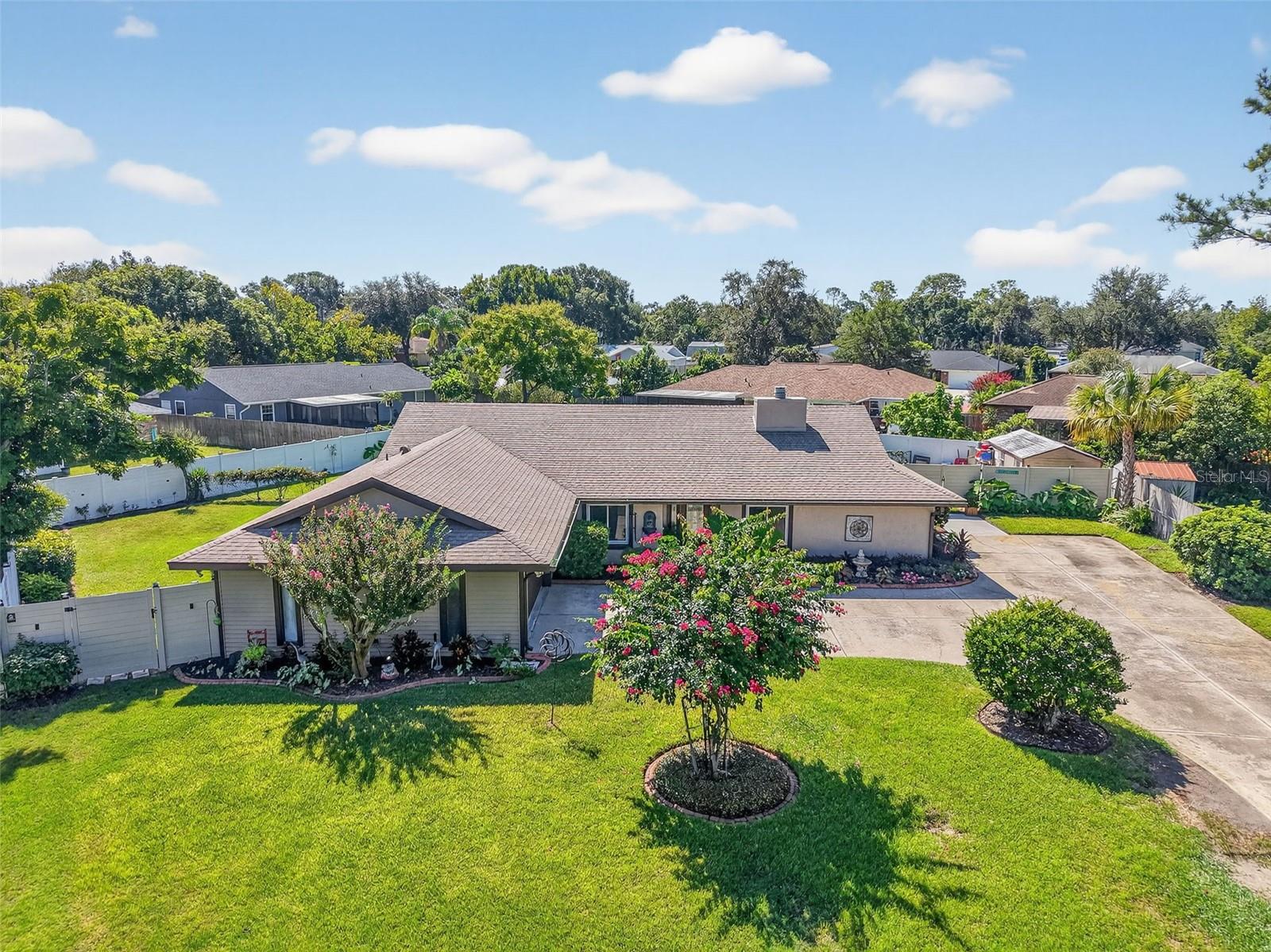 Details for 2100 Durham Court, MOUNT DORA, FL 32757