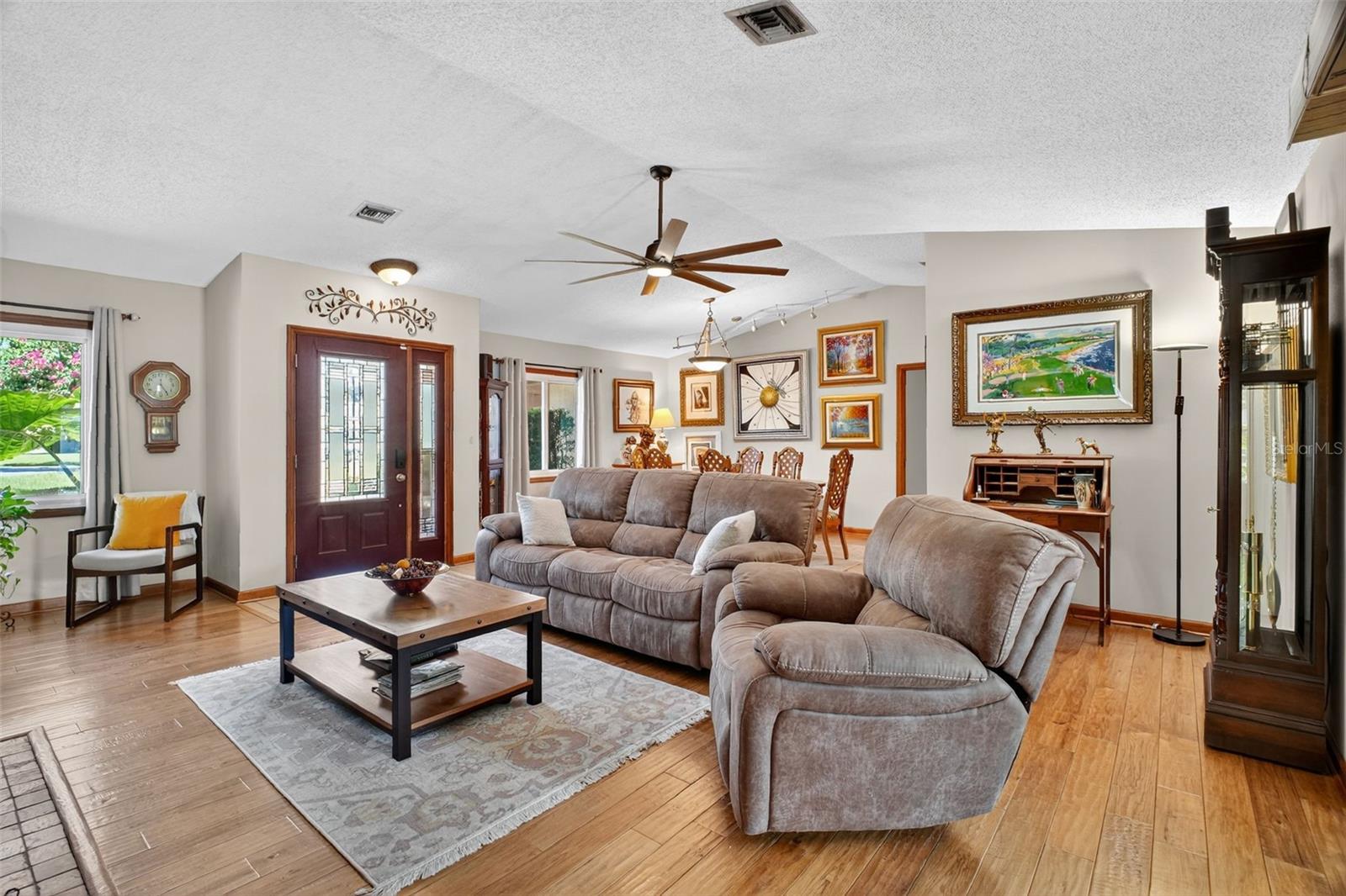 Image 7 of 47 For 2100 Durham Court