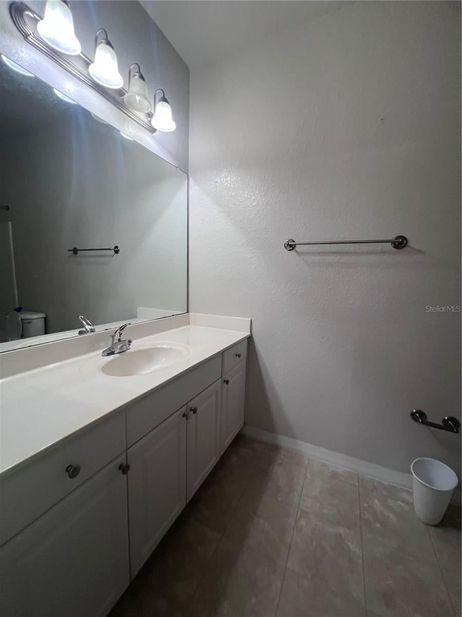 Image 8 of 12 For 5014 Hemingway Circle 5014