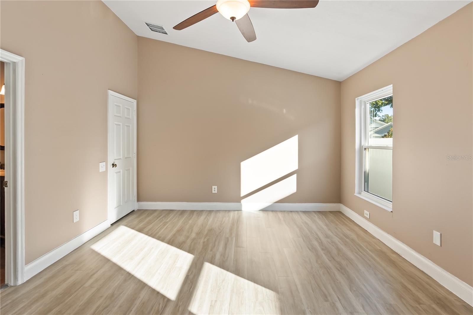 Image 21 of 57 For 8762 Fort Shea Avenue