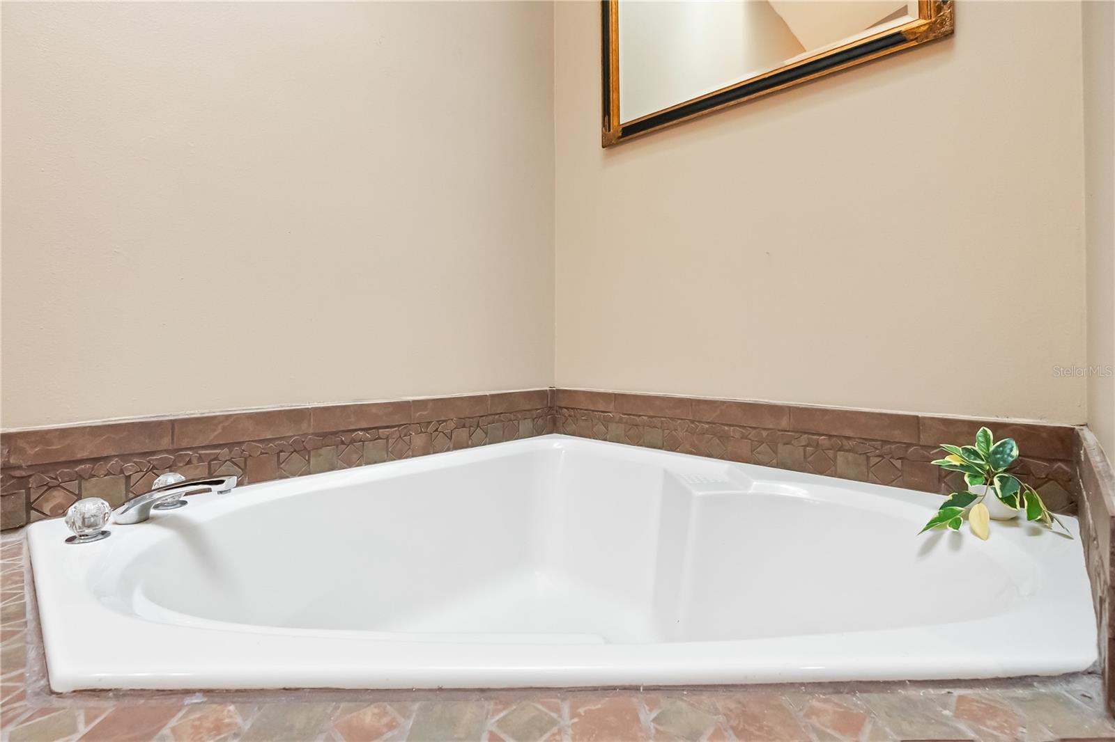 Image 25 of 57 For 8762 Fort Shea Avenue