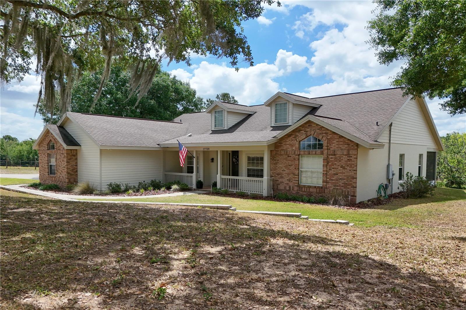 Image 58 of 61 For 17728 Palm View Circle