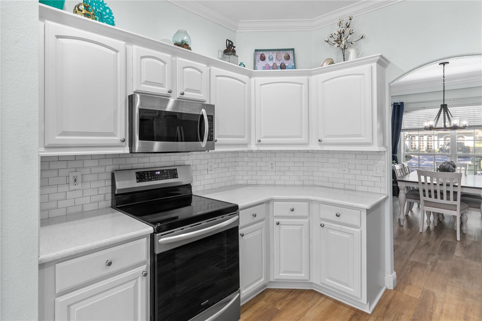 Image 17 of 39 For 4119 Hammersmith Drive