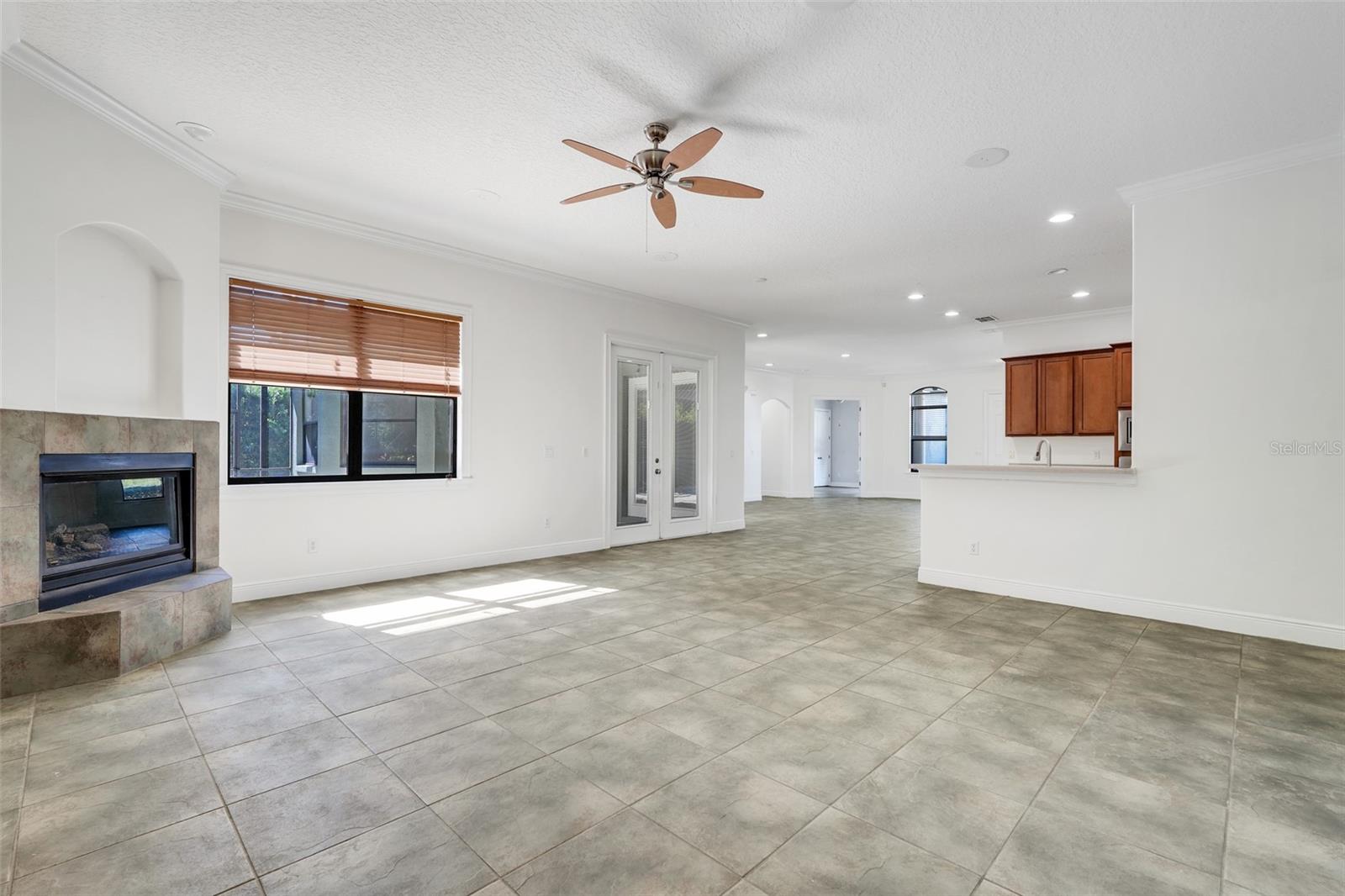 Image 16 of 53 For 16846 Florence View Drive