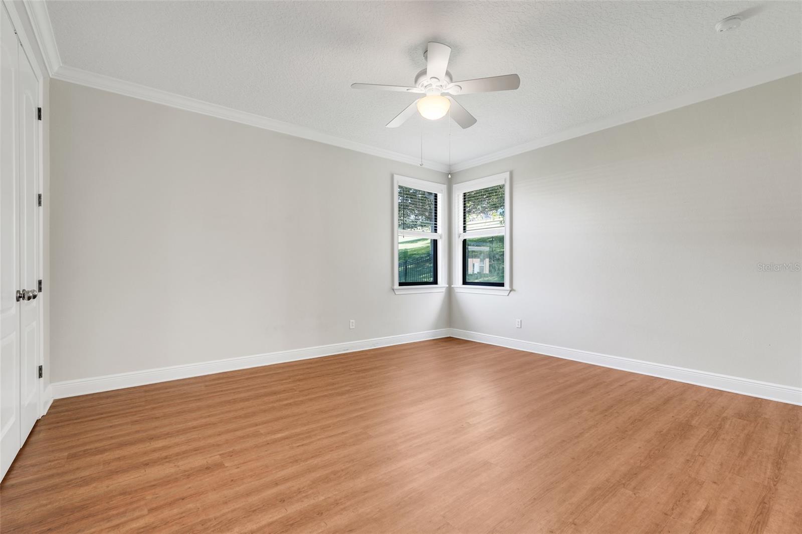 Image 39 of 53 For 16846 Florence View Drive