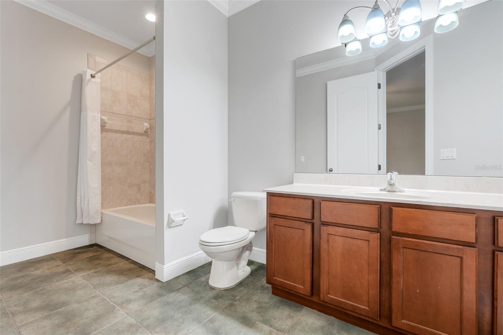 Image 41 of 53 For 16846 Florence View Drive