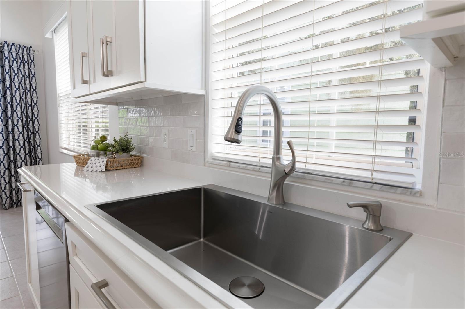 Image 14 of 53 For 1313 Runaby Lane