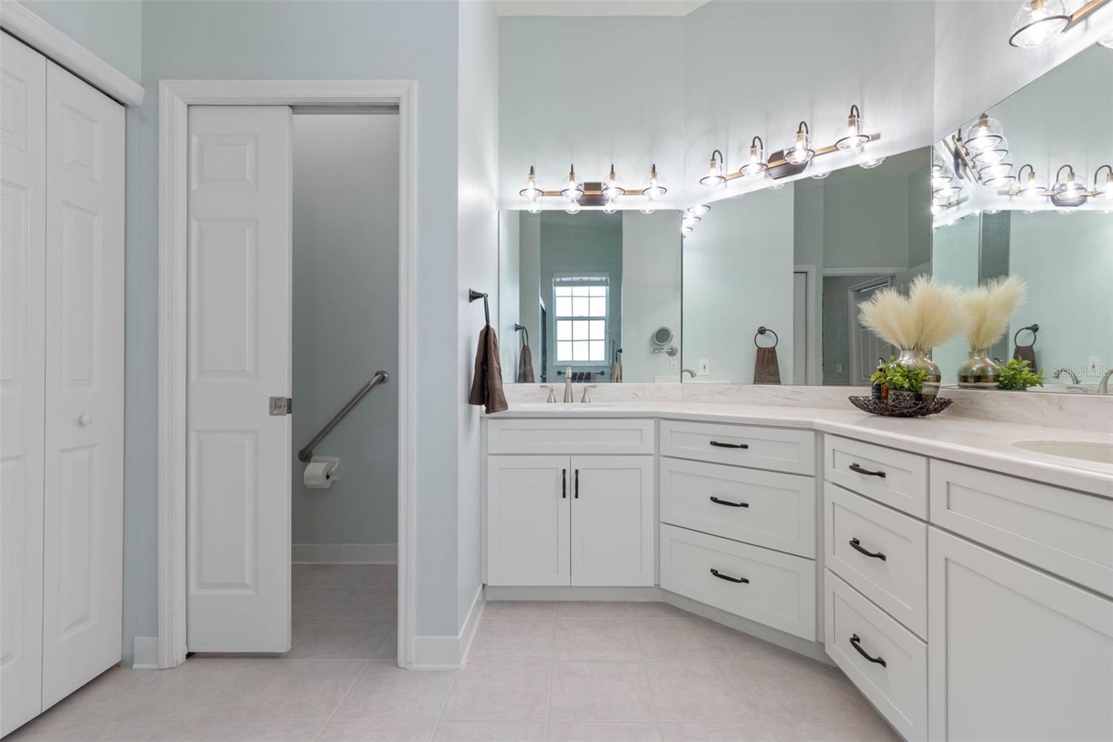 Image 24 of 53 For 1313 Runaby Lane