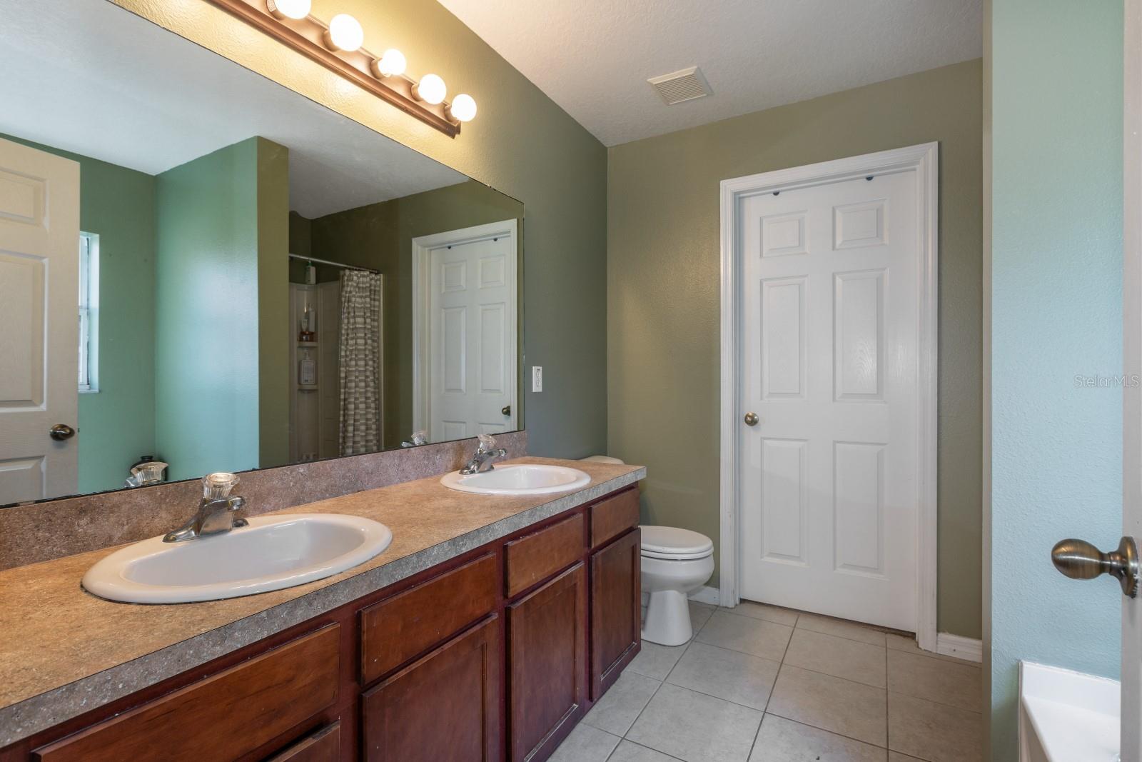 Image 8 of 28 For 2228 Martins Run