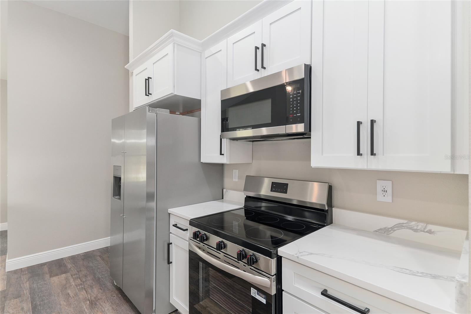 Image 14 of 35 For 9370 Del Rio Way