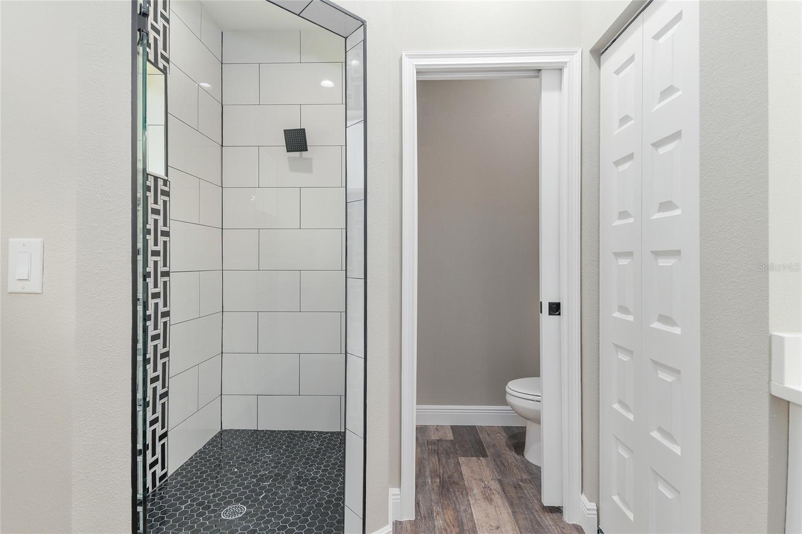 Image 20 of 35 For 9370 Del Rio Way