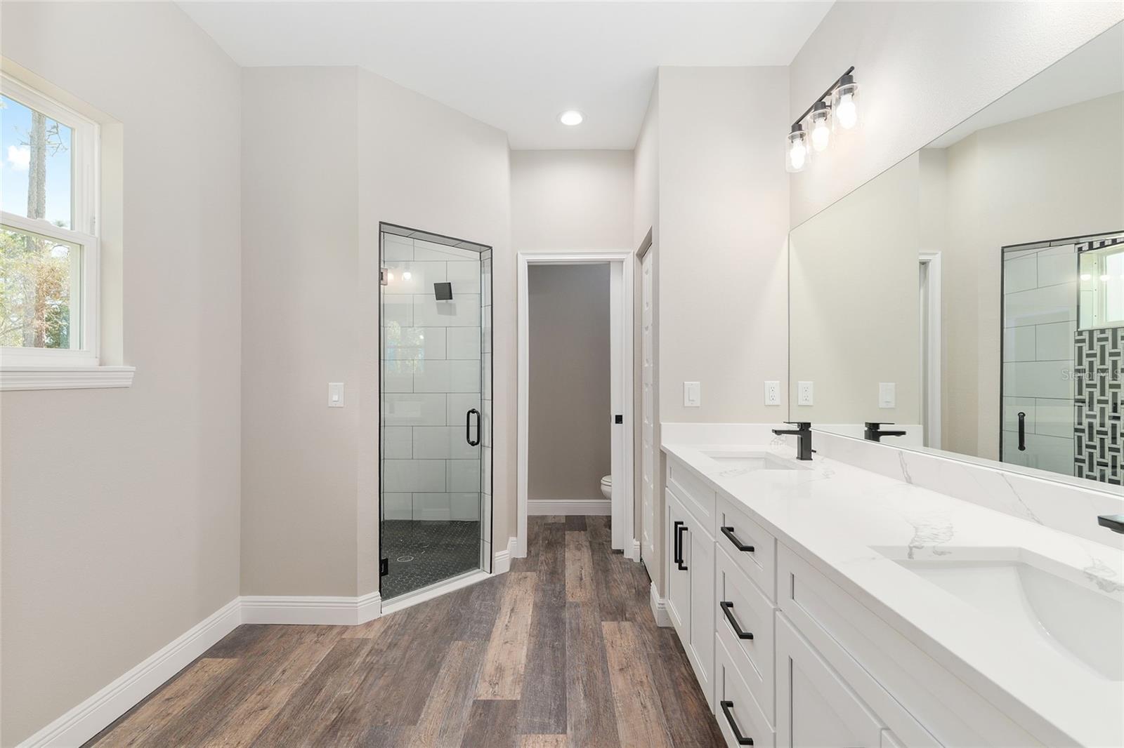 Image 21 of 35 For 9370 Del Rio Way