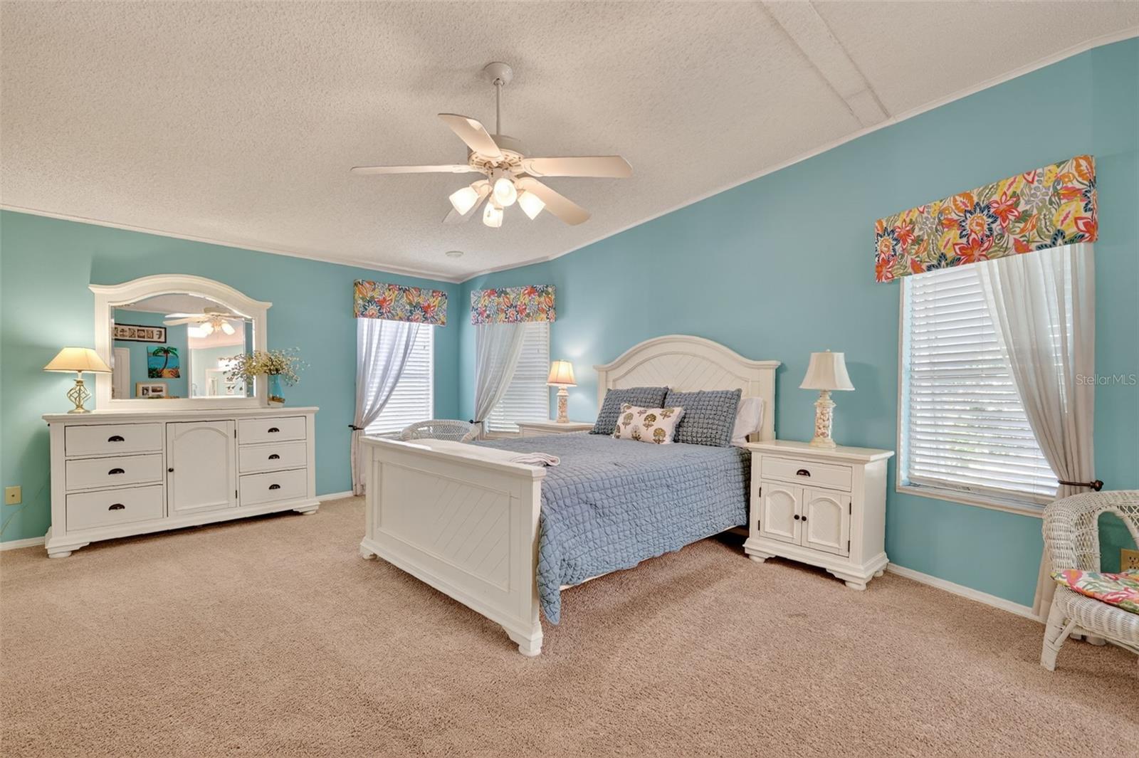 Image 14 of 37 For 3530 Manatee Road