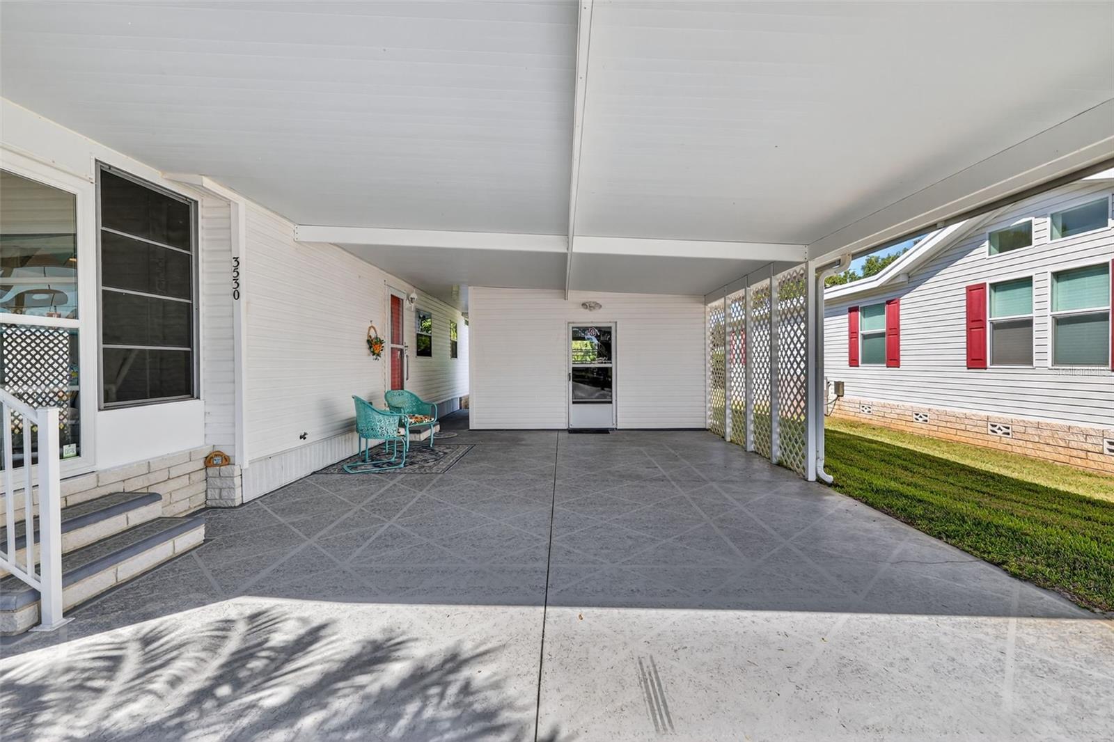 Image 24 of 37 For 3530 Manatee Road