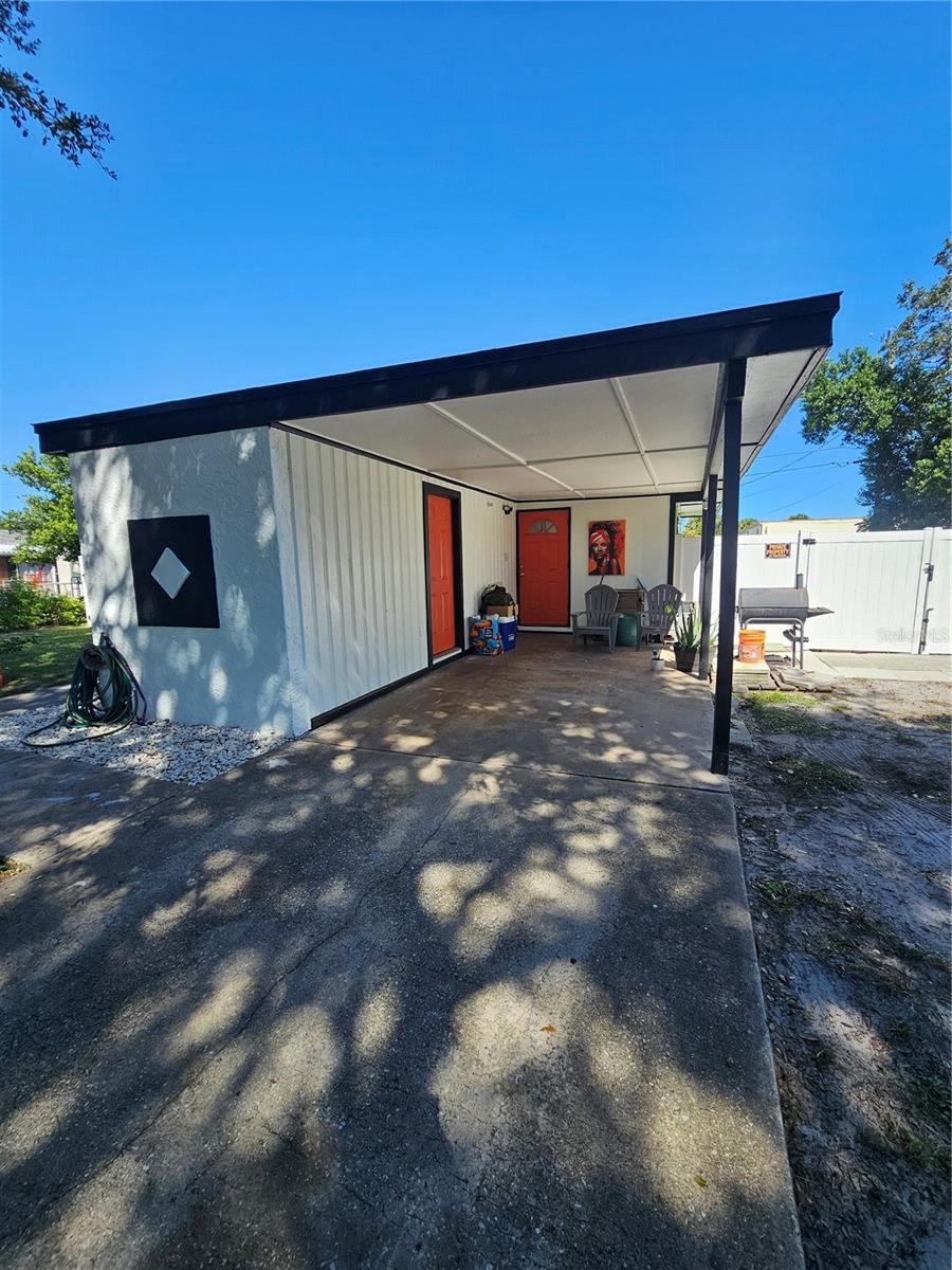 Image 2 of 19 For 1042 Hillcrest Drive