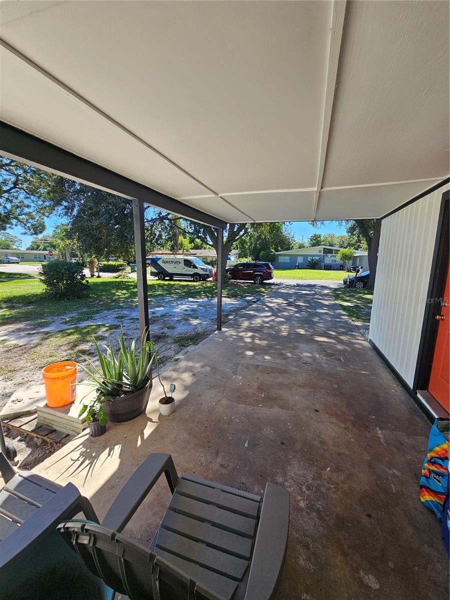 Image 4 of 19 For 1042 Hillcrest Drive
